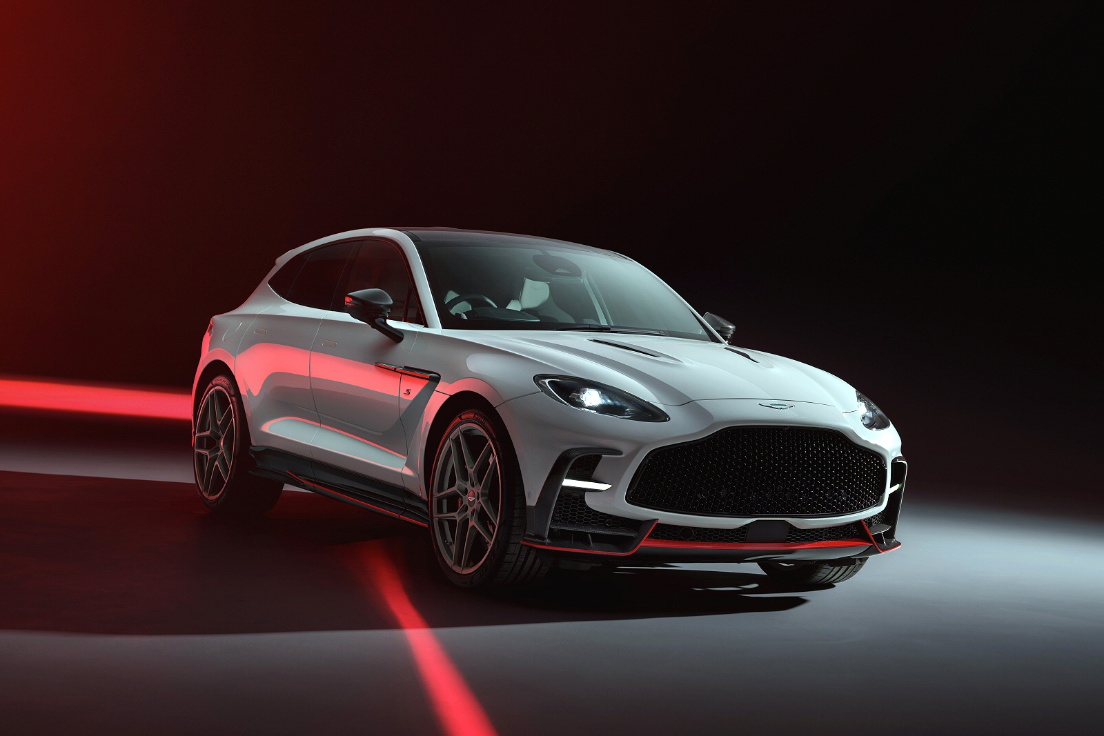 New Aston Martin DBX + Review - Image 1