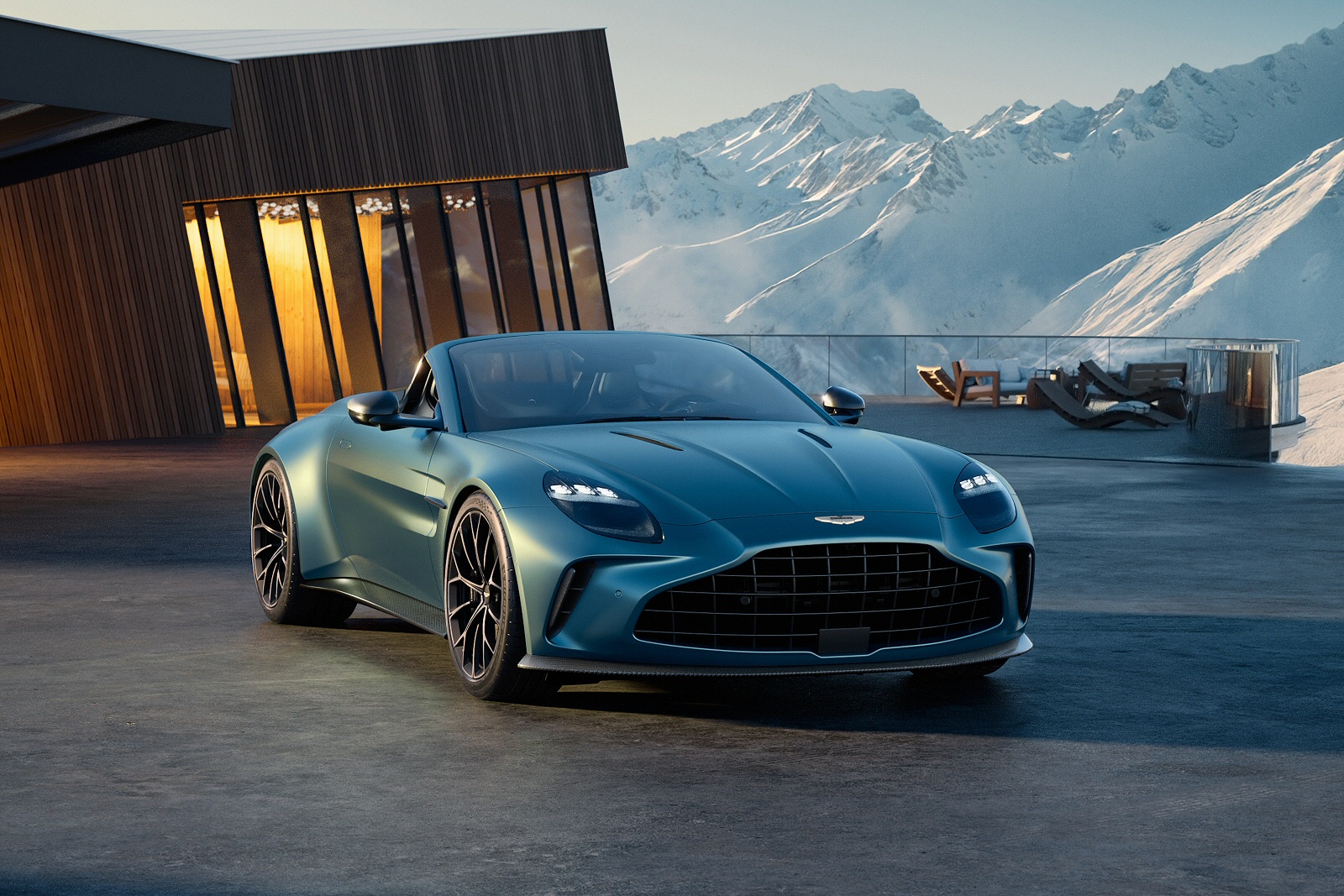 New Aston Martin Vantage Roadster + Review - Image 1