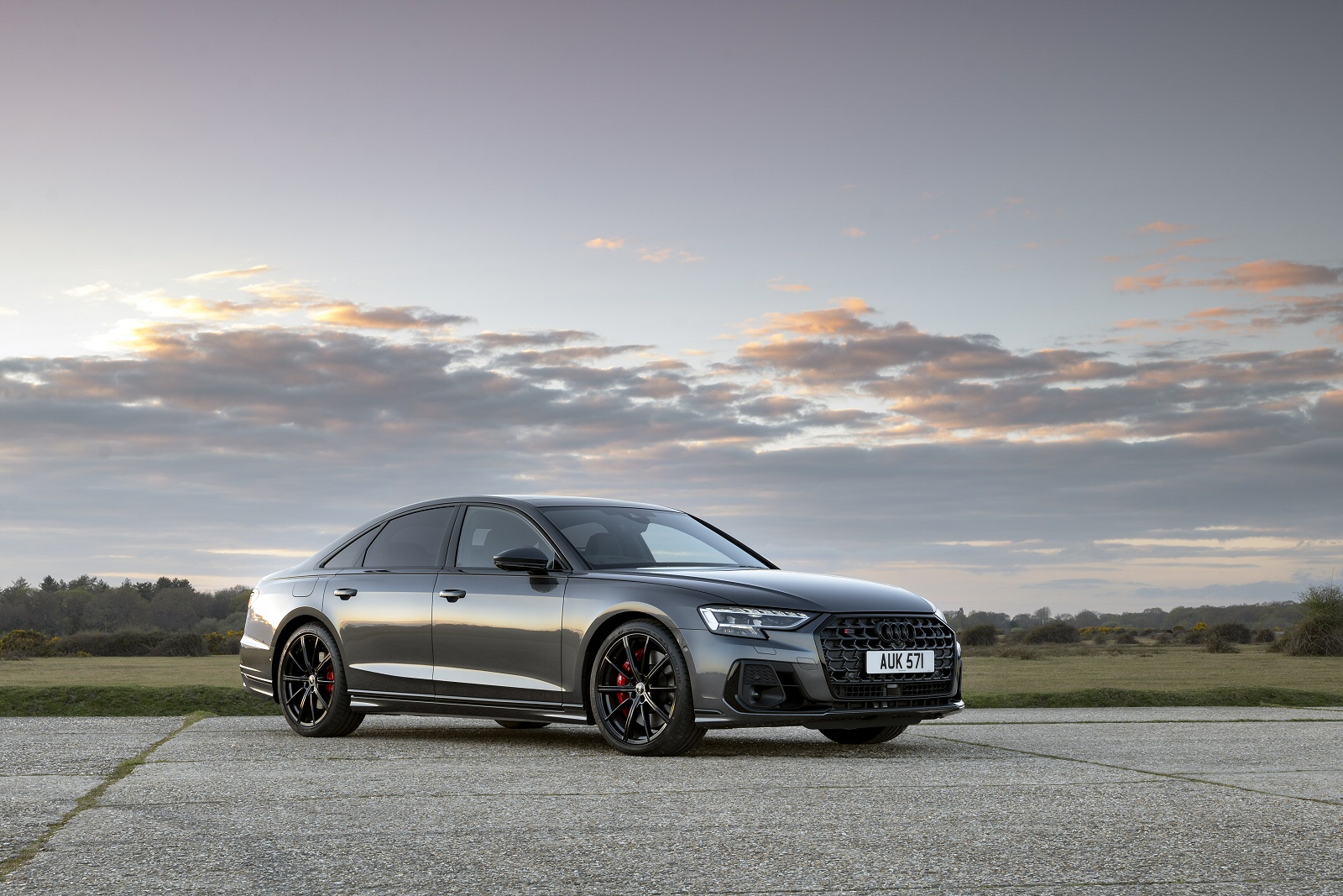 New Audi S8 + Review - Image 1