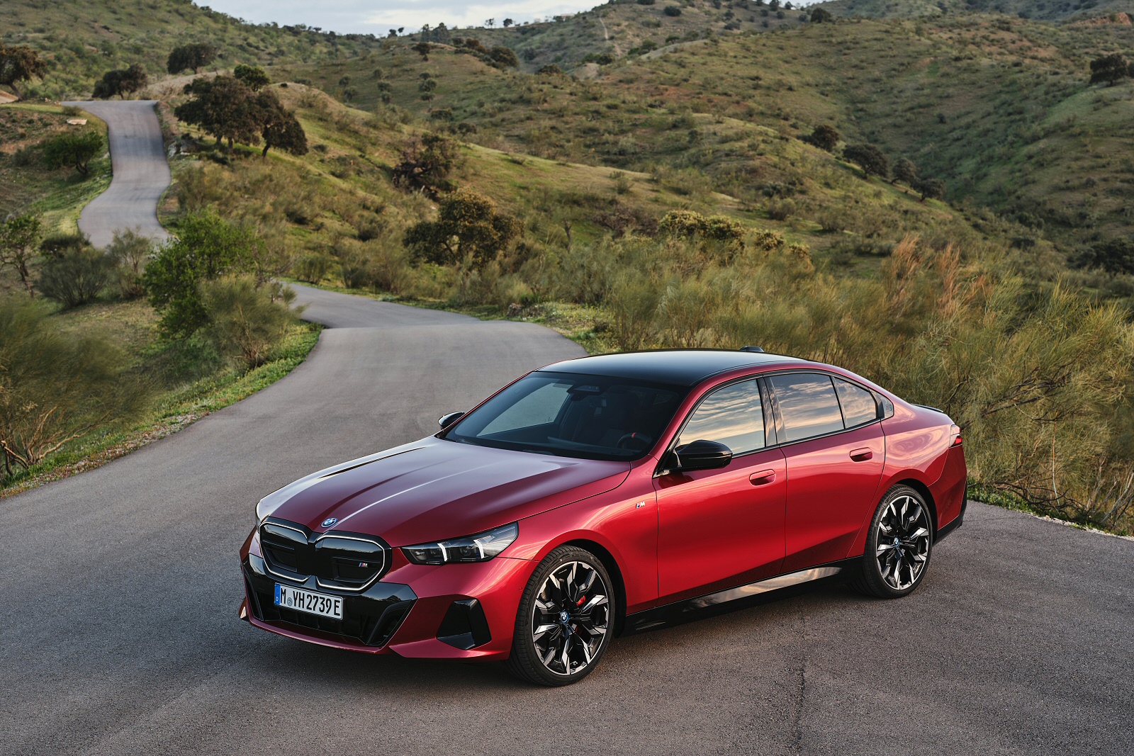 New BMW 5 Series + Review - Image 1