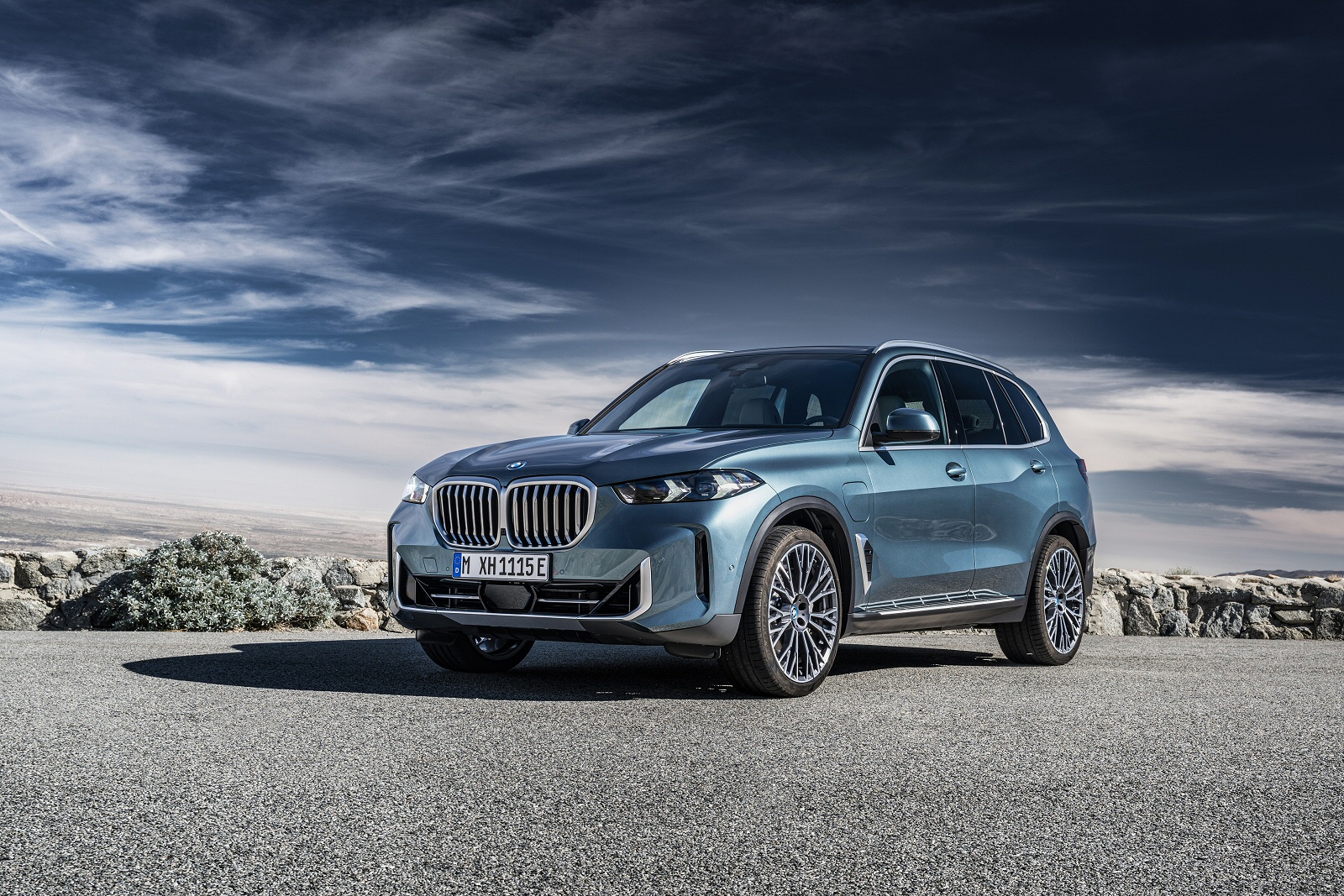 New BMW X5 + Review - Image 1