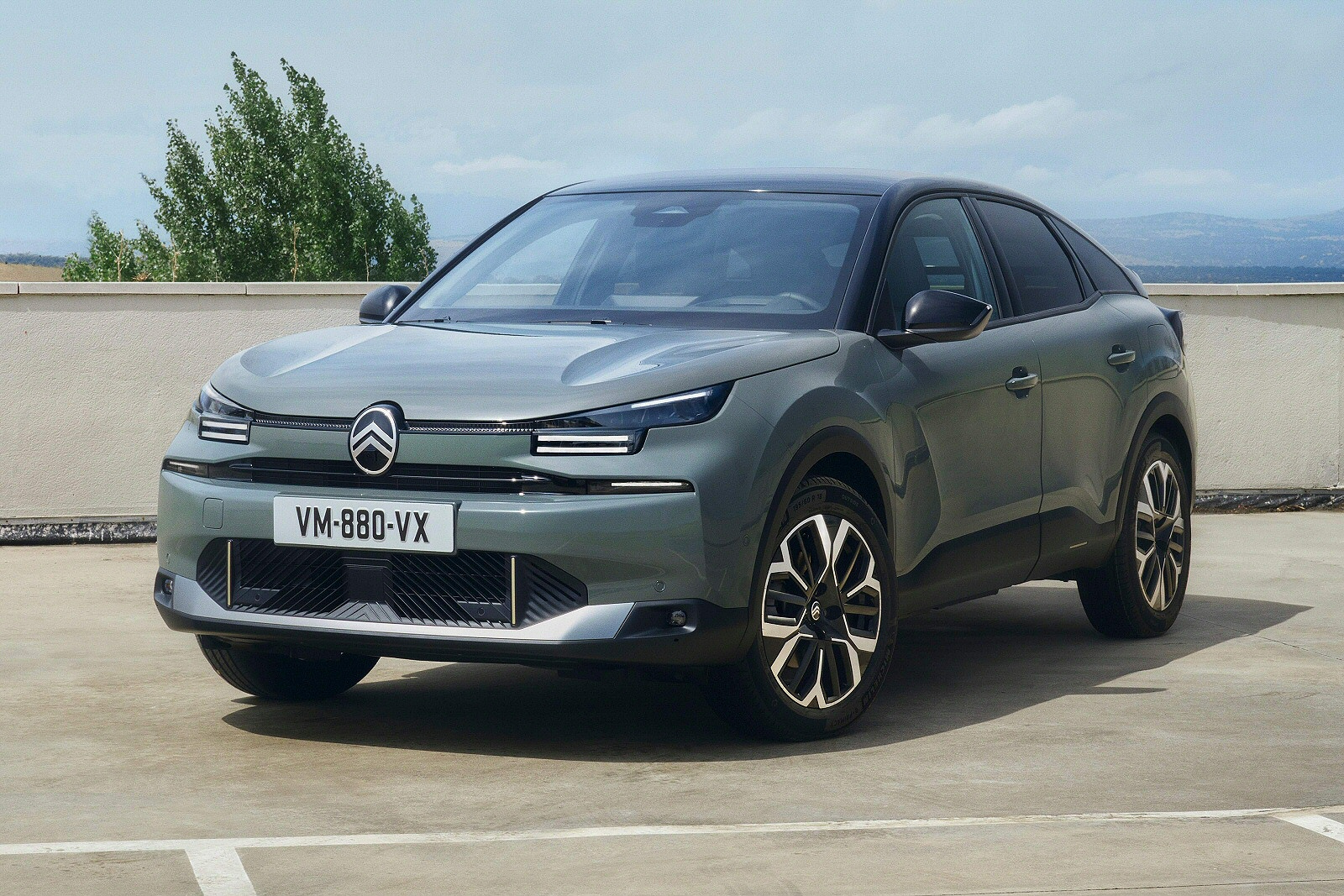 New Citroen C4 Hybrid + Review - Image 1