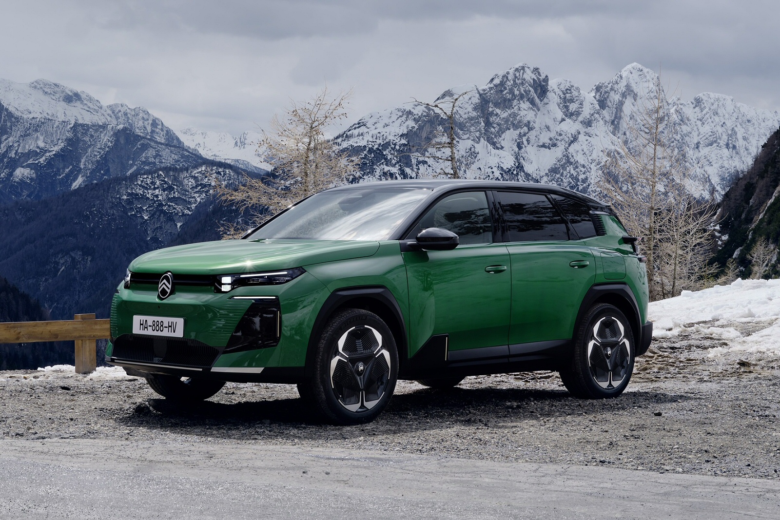 New Citroen C5 Aircross Plug-In Hybrid + Review - Image 1