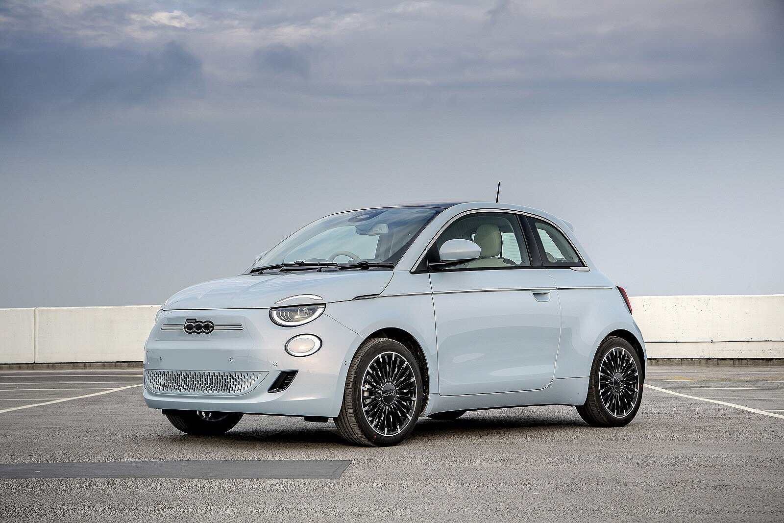 New Fiat 500e + Review - Image 1