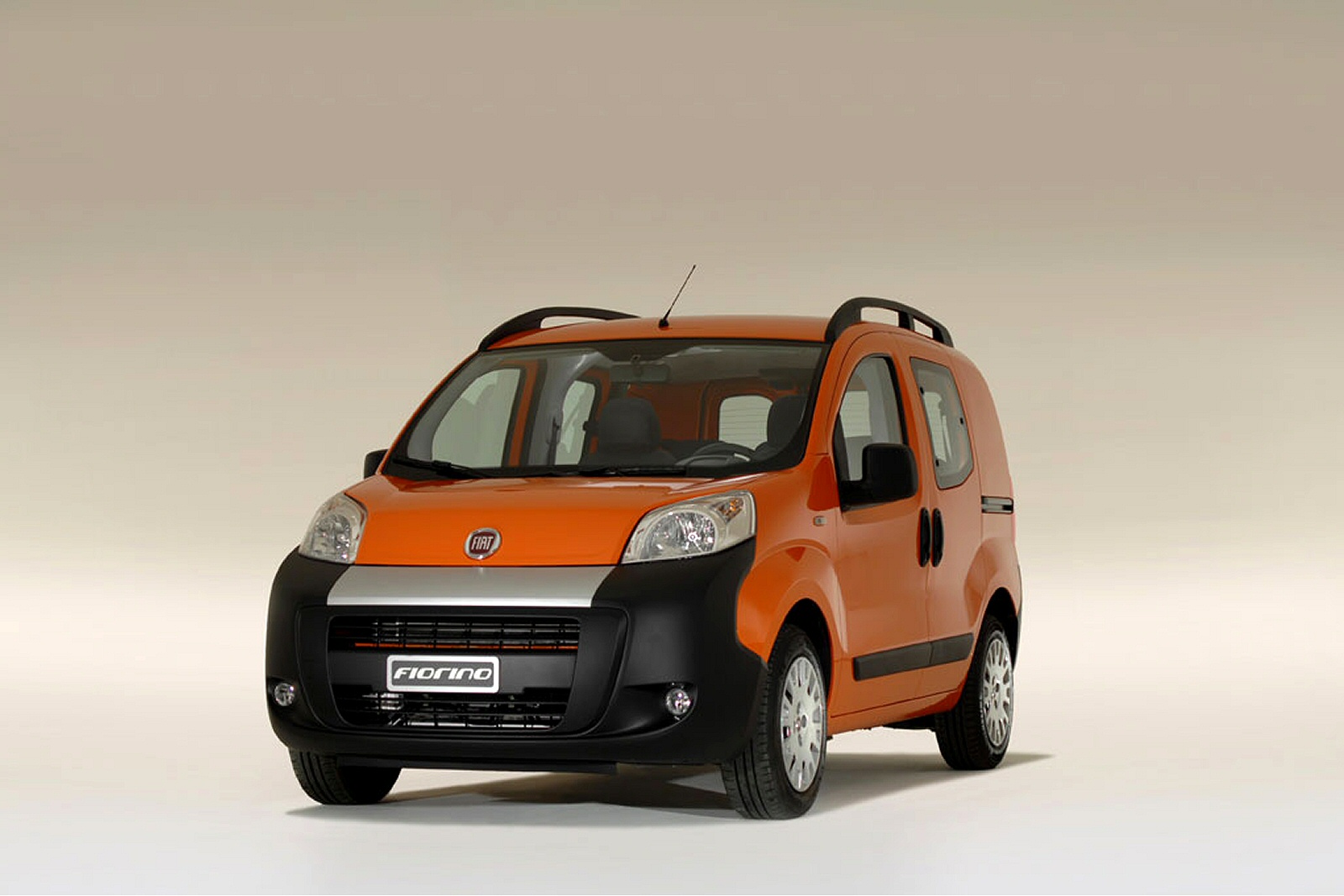 New Fiat Fiorino Passenger Transport + Review - Image 1