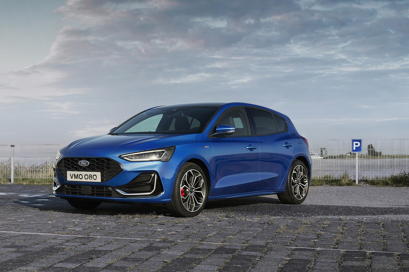 Used Ford Focus + Guide - Image 1