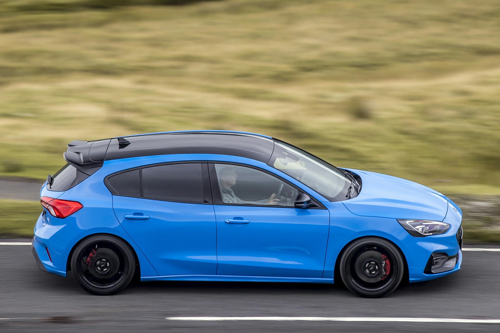 New Ford Focus ST + Review - Image 1