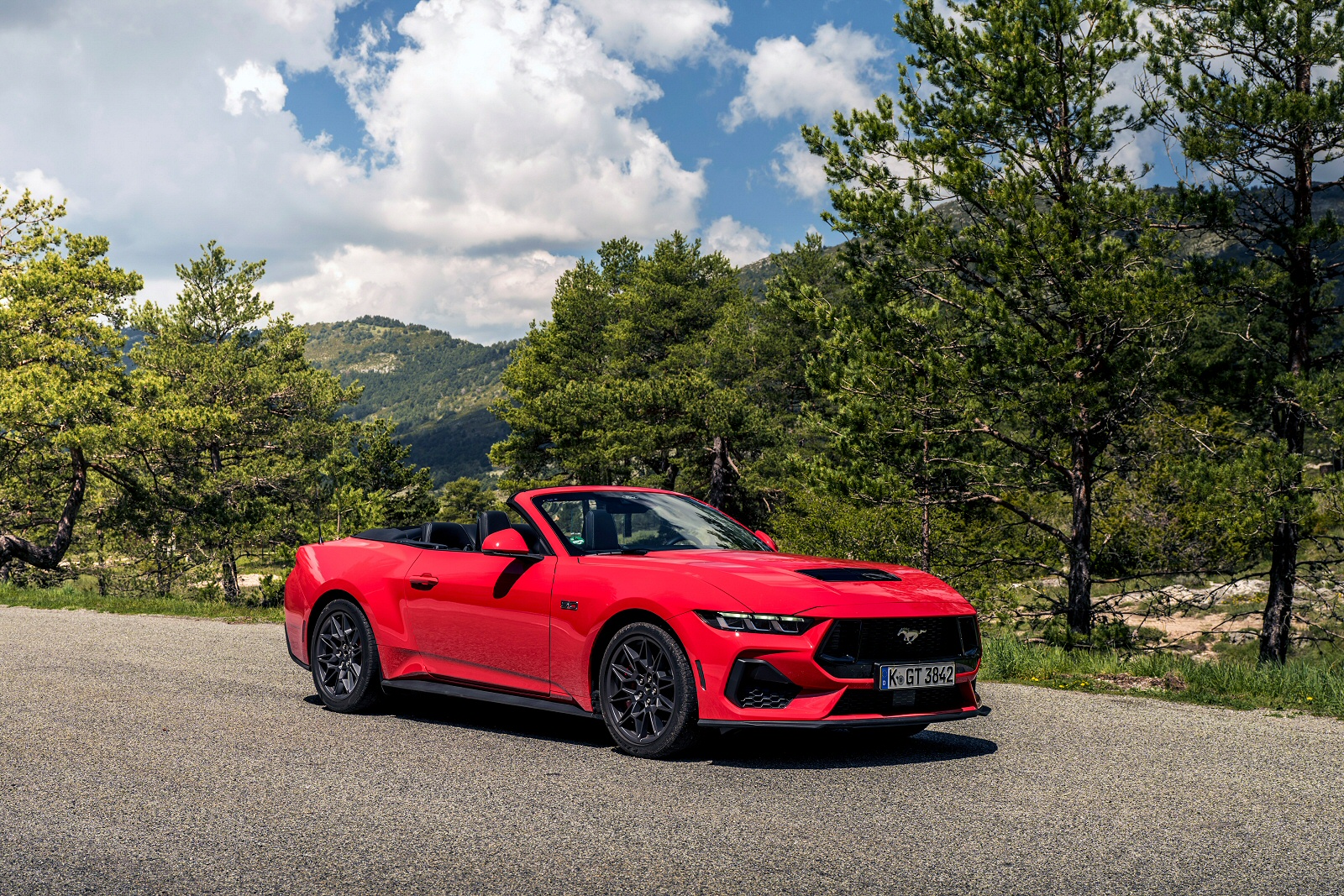 New Ford Mustang Convertible + Review - Image 1