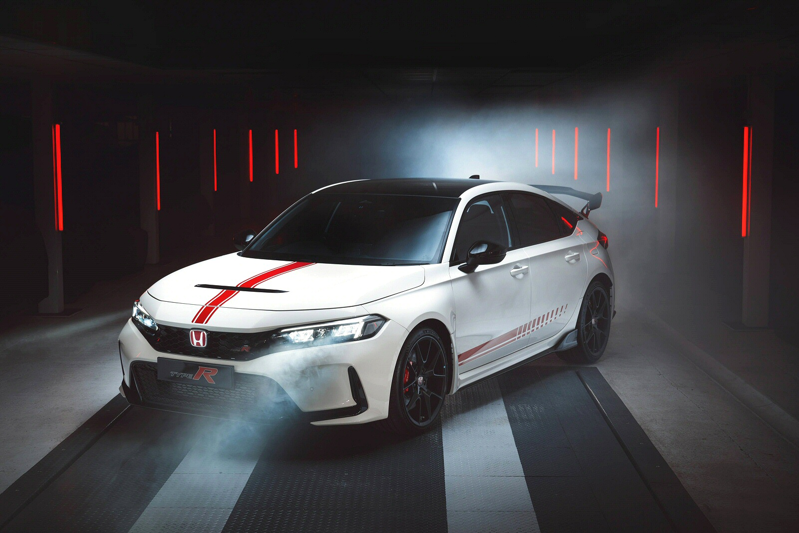 New Honda Civic Type R Ultimate Edition + Review - Image 1