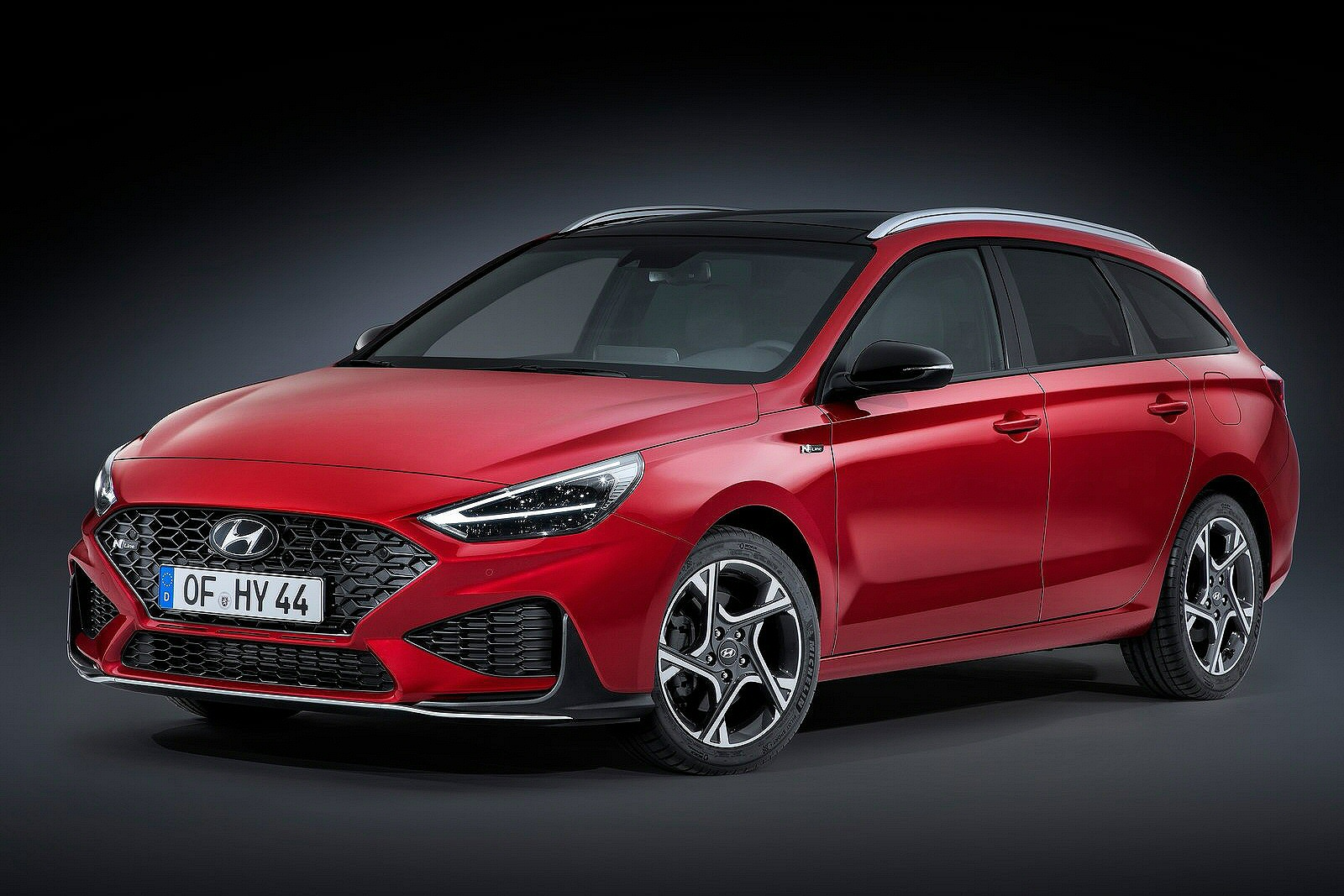 New Hyundai i30 Tourer + Review - Image 1