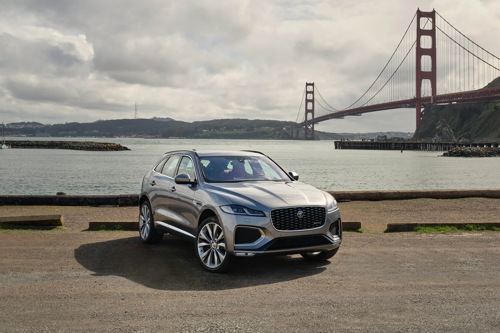 New Jaguar F-PACE D300 + Review - Image 1