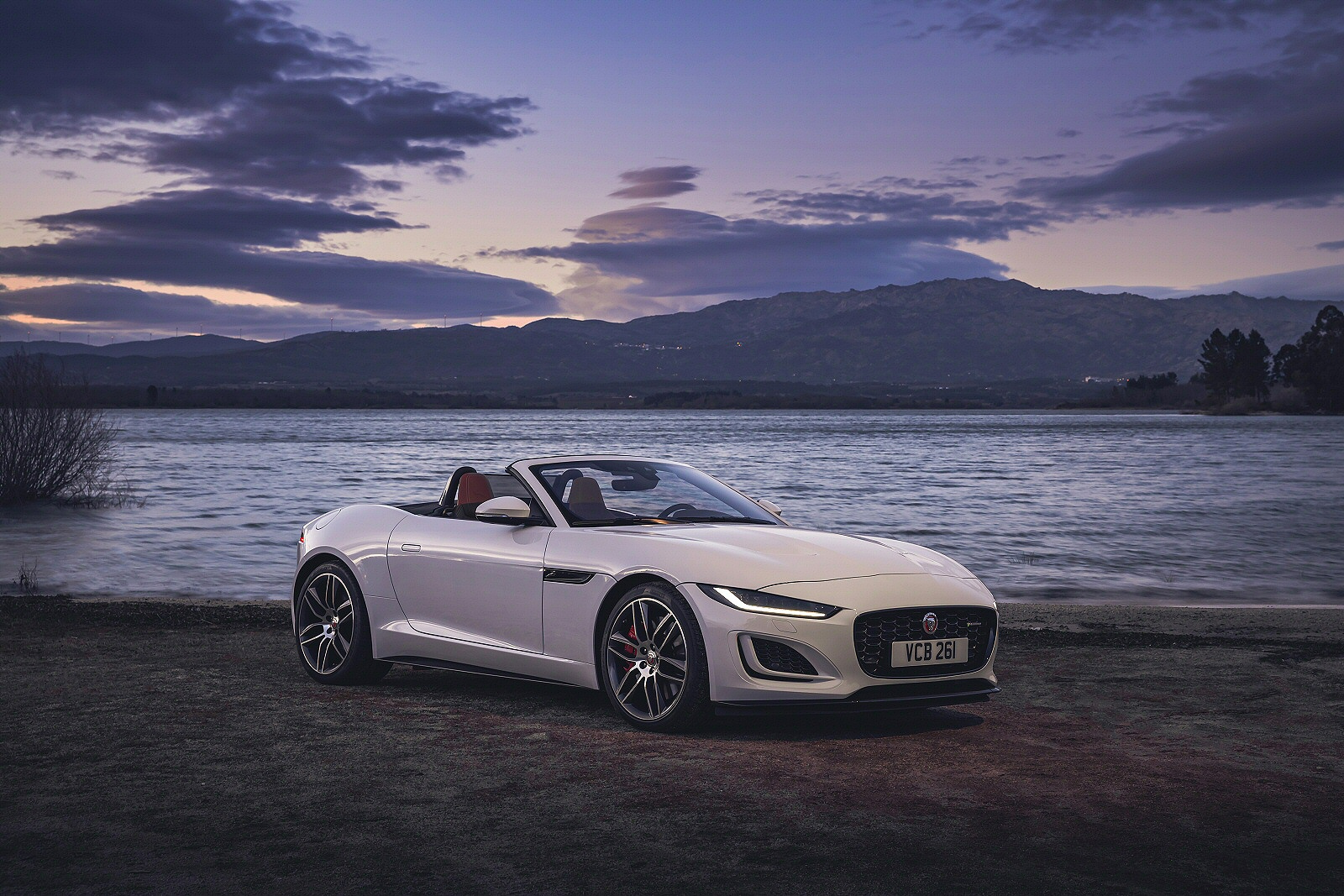 New Jaguar F-TYPE Convertible + Review - Image 1