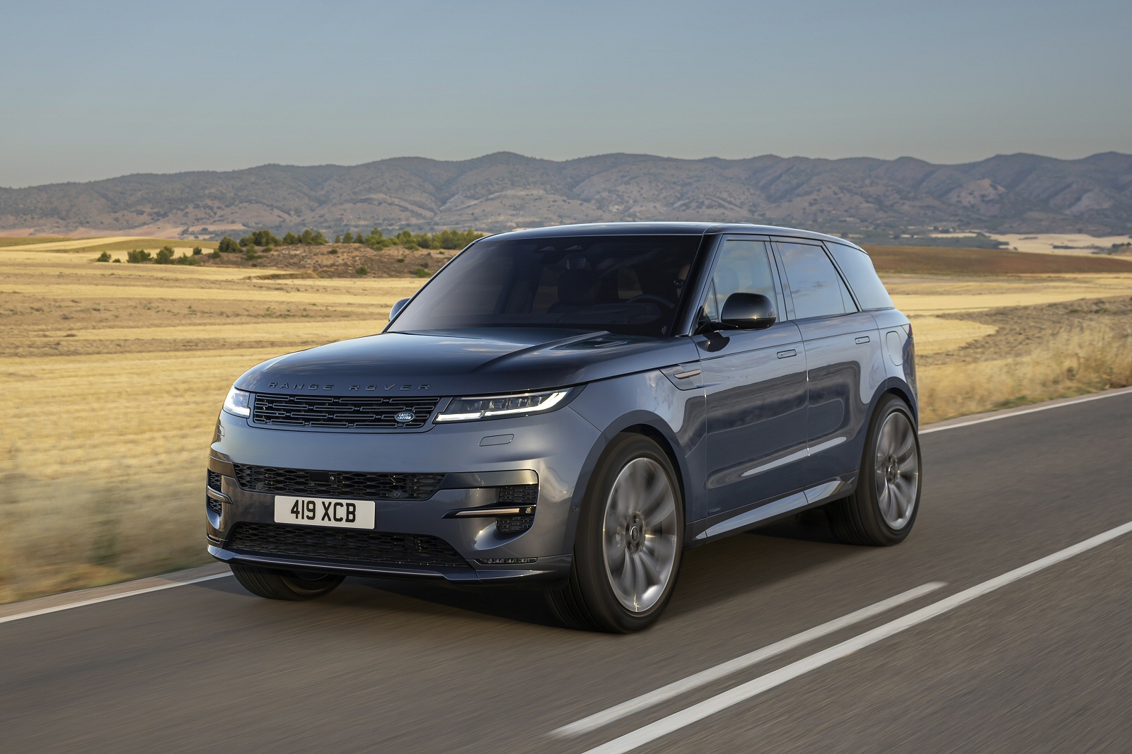 New Land Rover Range Rover Sport P460e + Review - Image 1