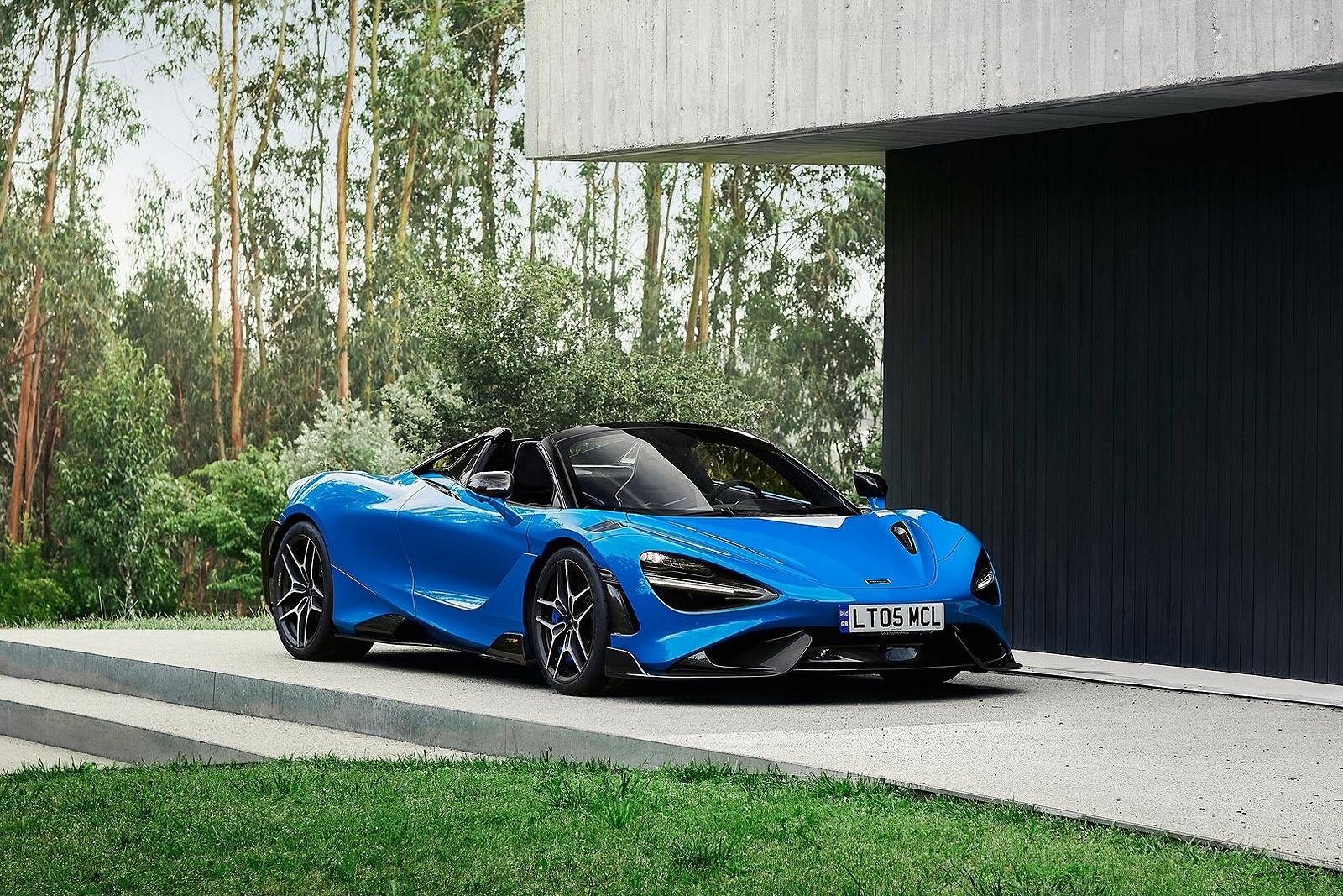 New McLaren 765 LT Spider + Review - Image 1