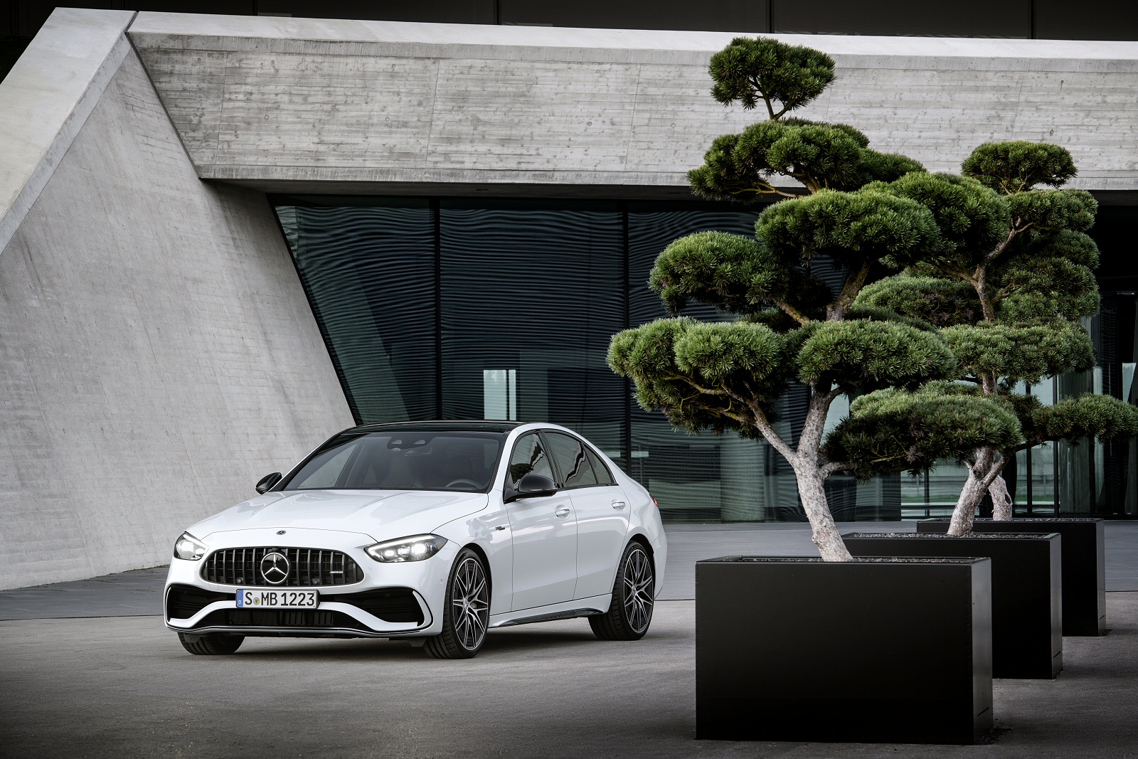 New Mercedes-AMG C 43 4MATIC + Review - Image 1