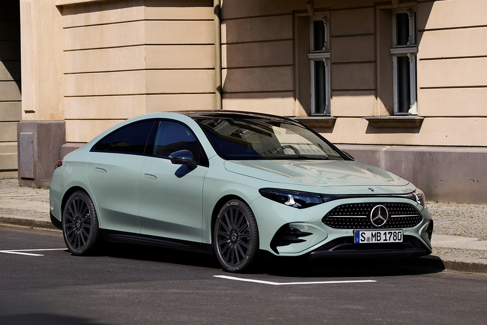 New Mercedes-Benz CLA Hybrid + Review - Image 1