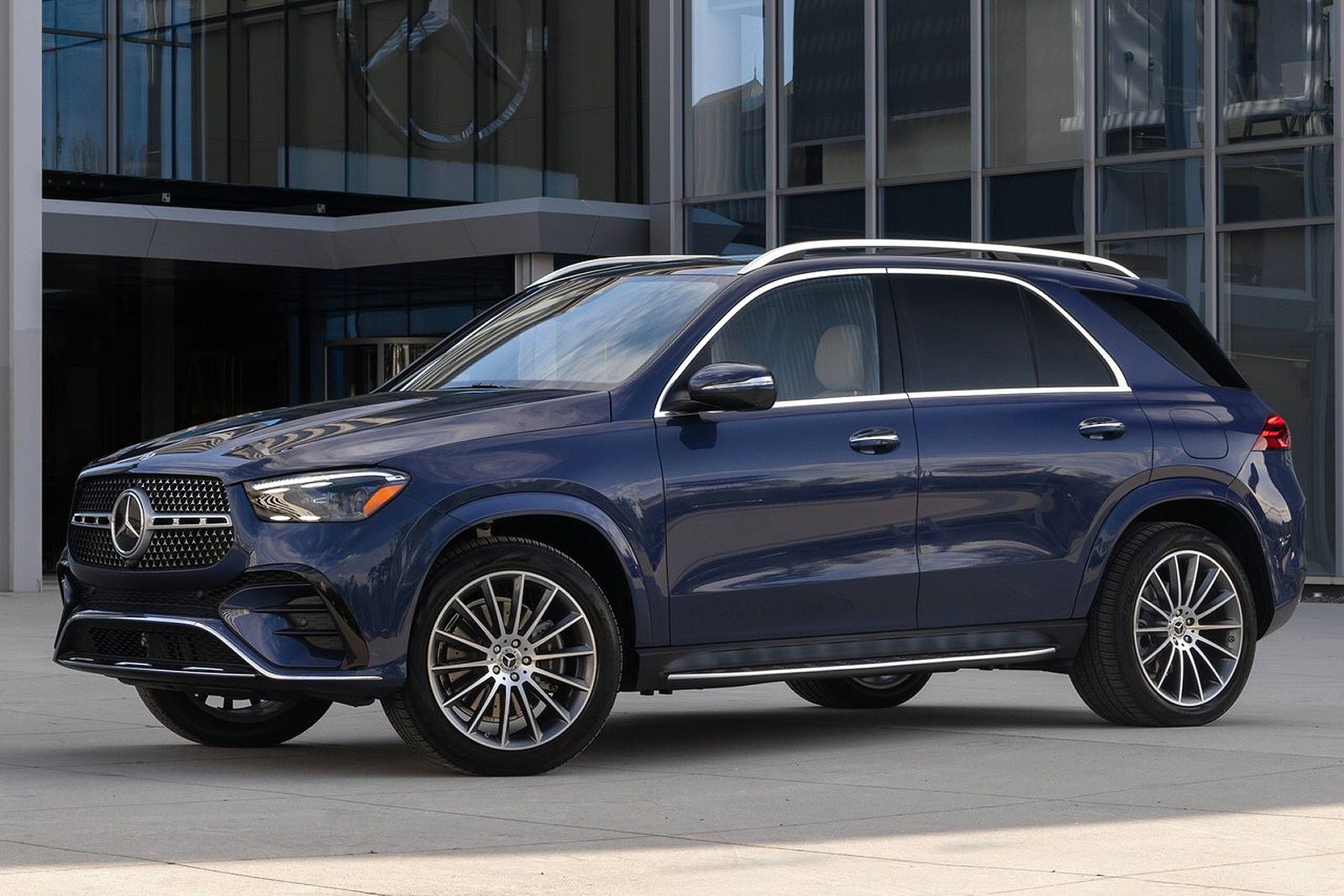 New Mercedes-Benz GLE + Review - Image 1