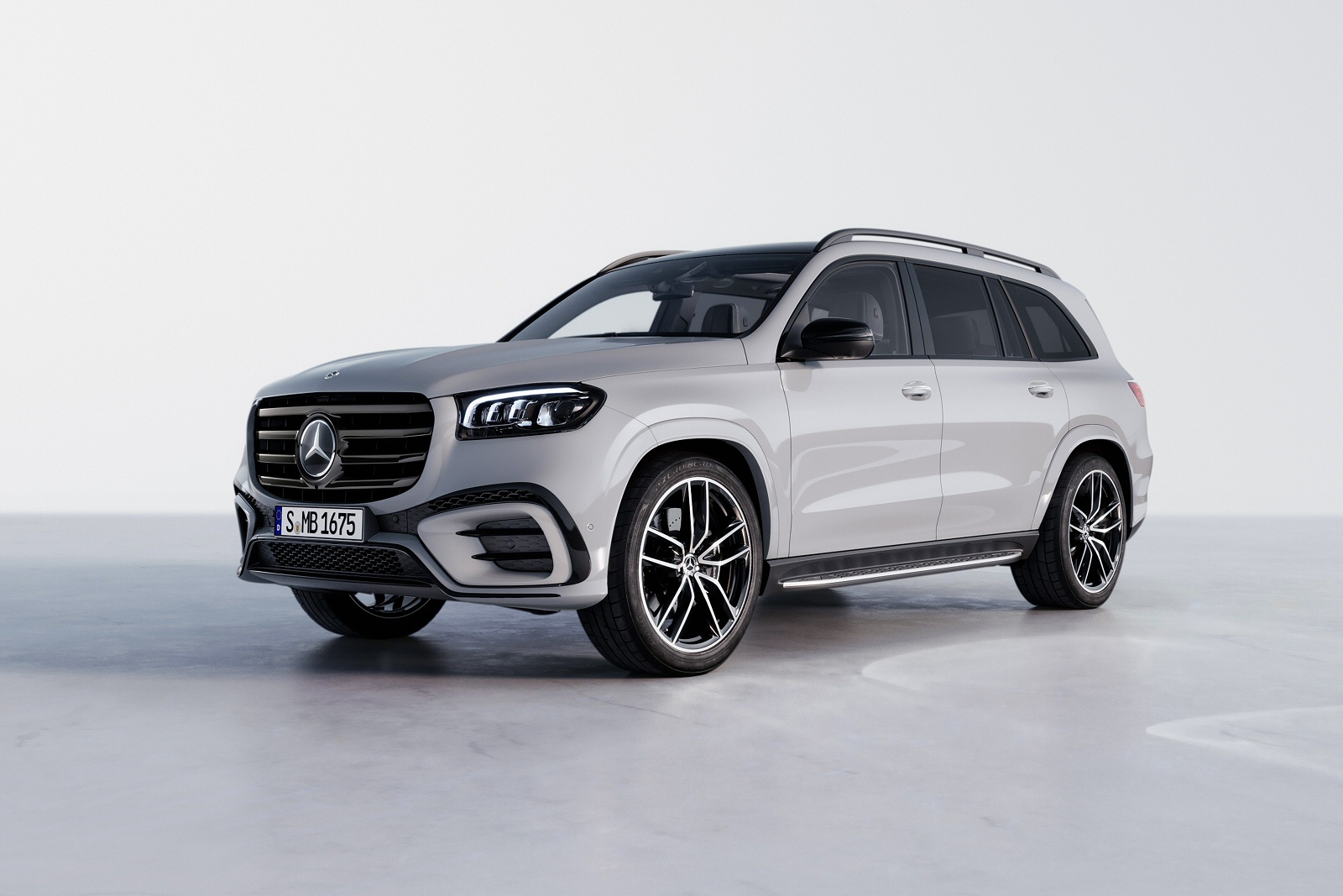 New Mercedes-Benz GLS + Review - Image 1