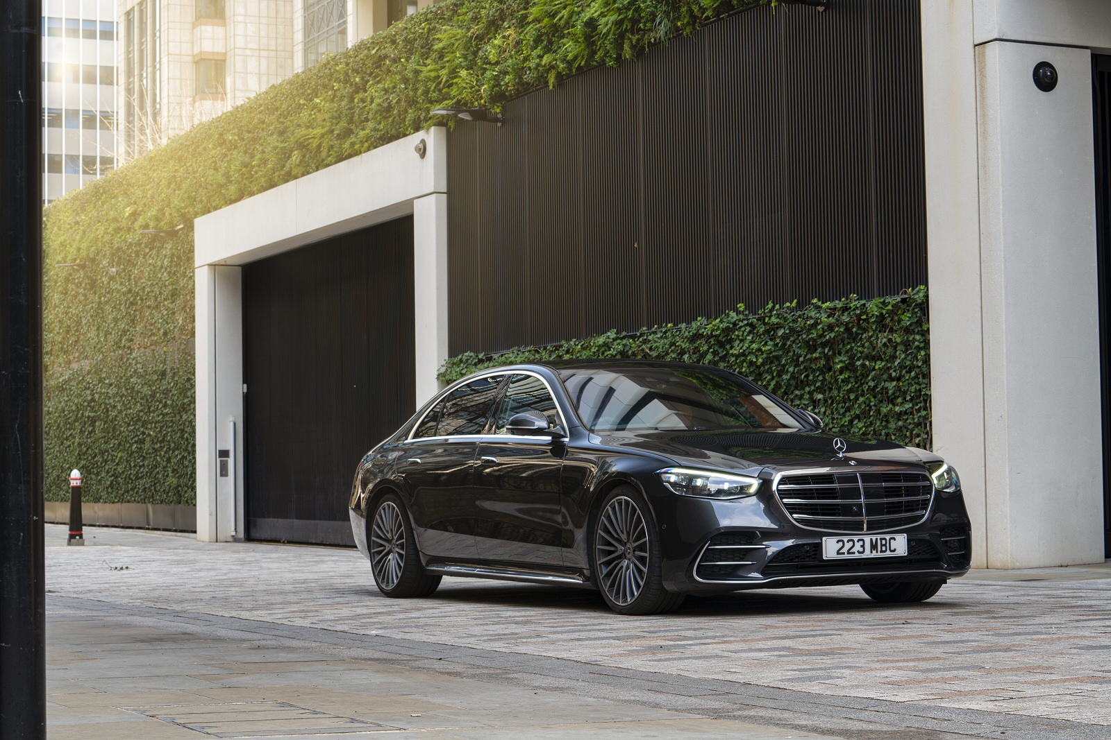 New Mercedes-Benz S-Class + Review - Image 1