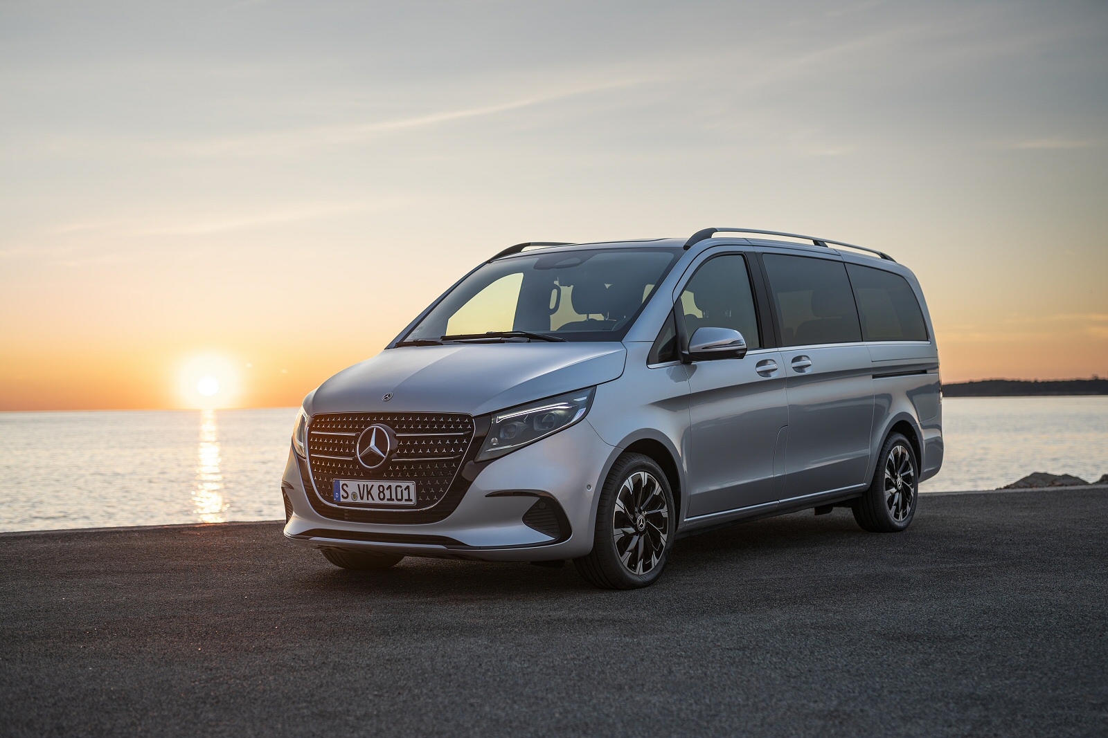 New Mercedes-Benz V220d + Review - Image 1