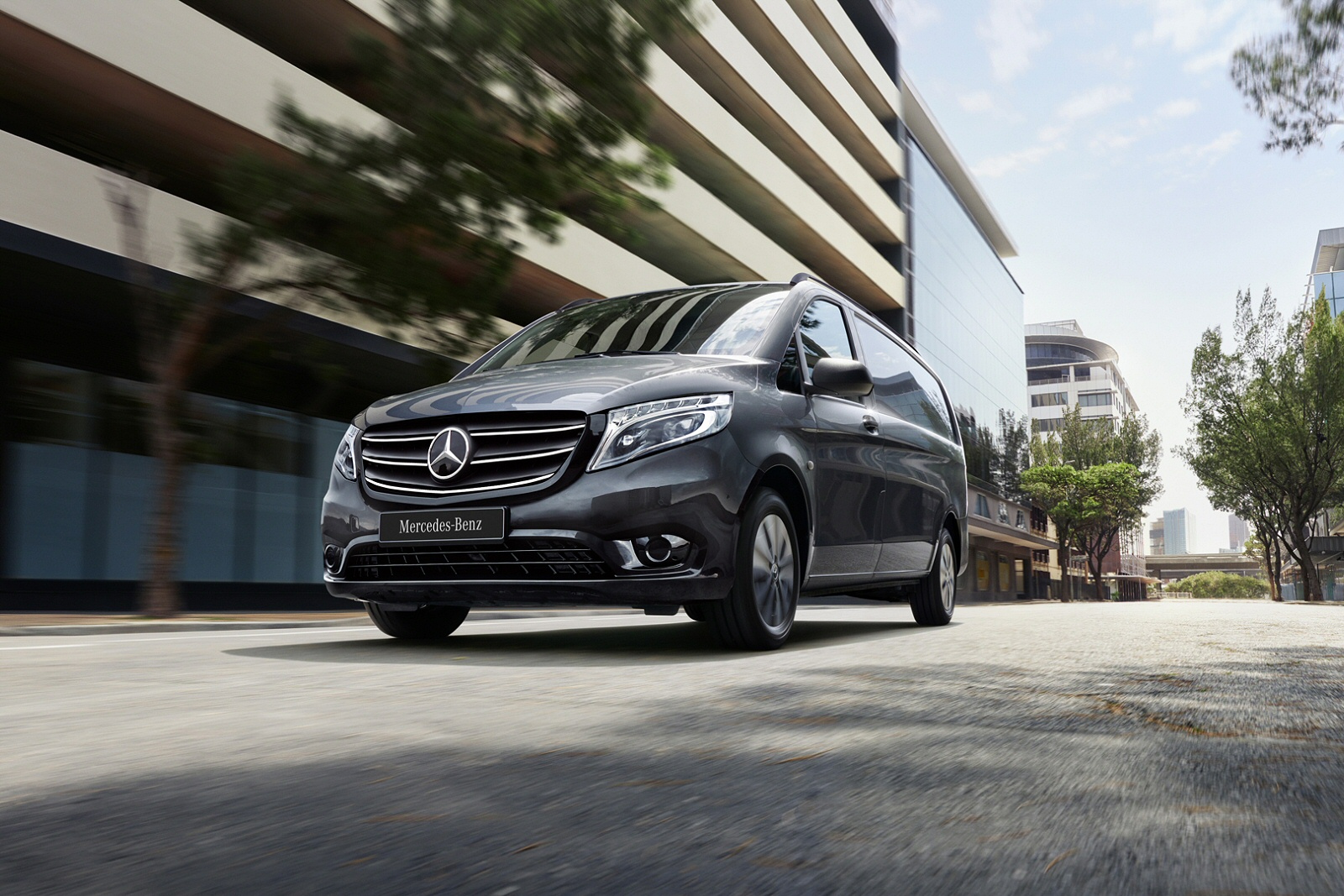 New Mercedes-Benz Vito + Review - Image 1
