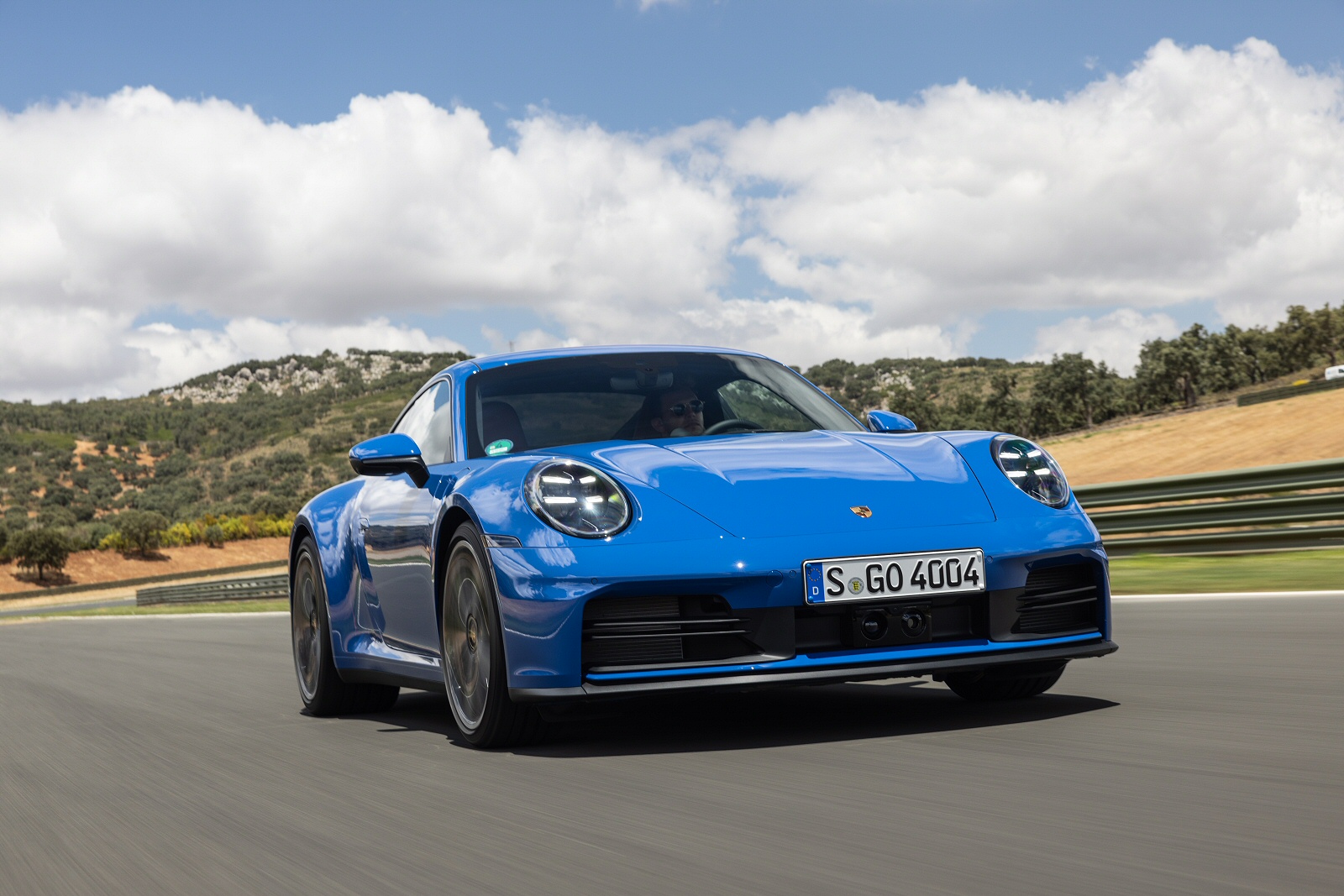 New Porsche 911 Carrera + Review - Image 1