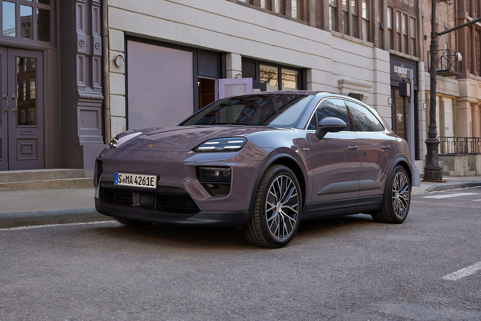 New Porsche Macan Electric + Review - Image 1