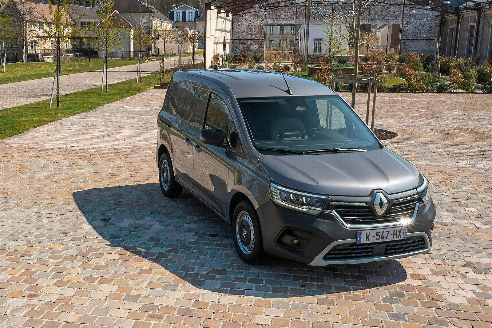 New Renault Kangoo Van + Review - Image 1