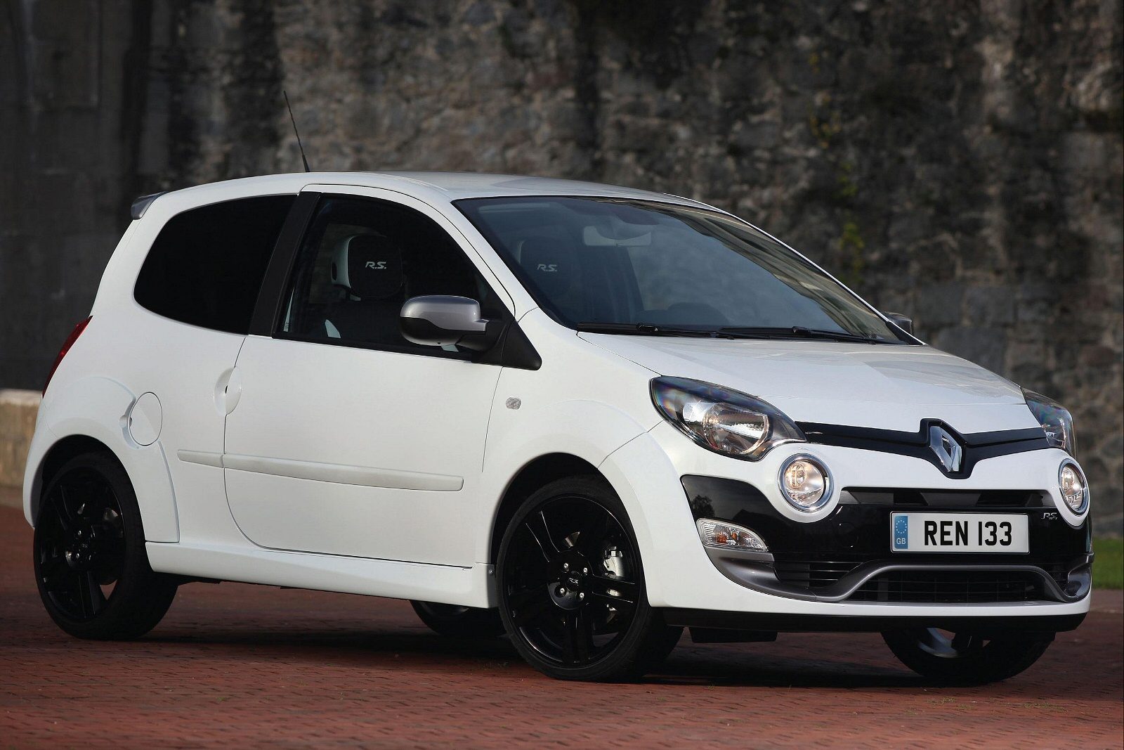 Used Renault Twingo (2011 - 2014) + Guide - Image 1