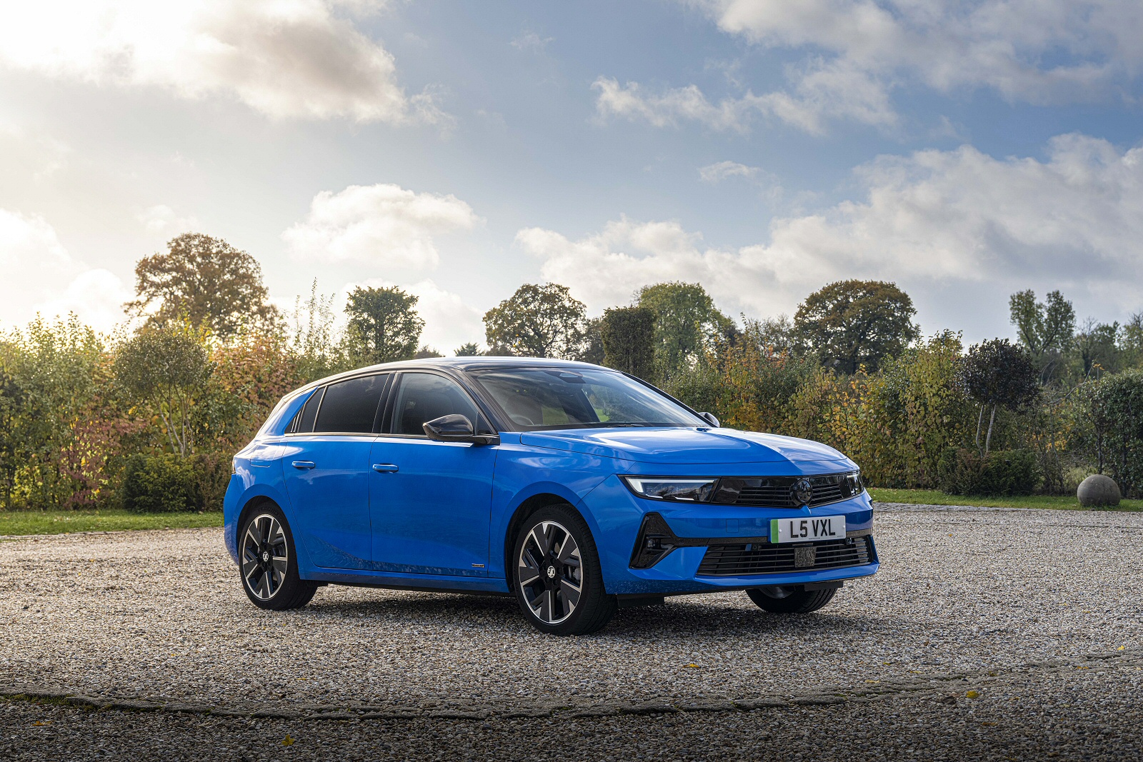 New Vauxhall Astra Electric + Review - Image 1