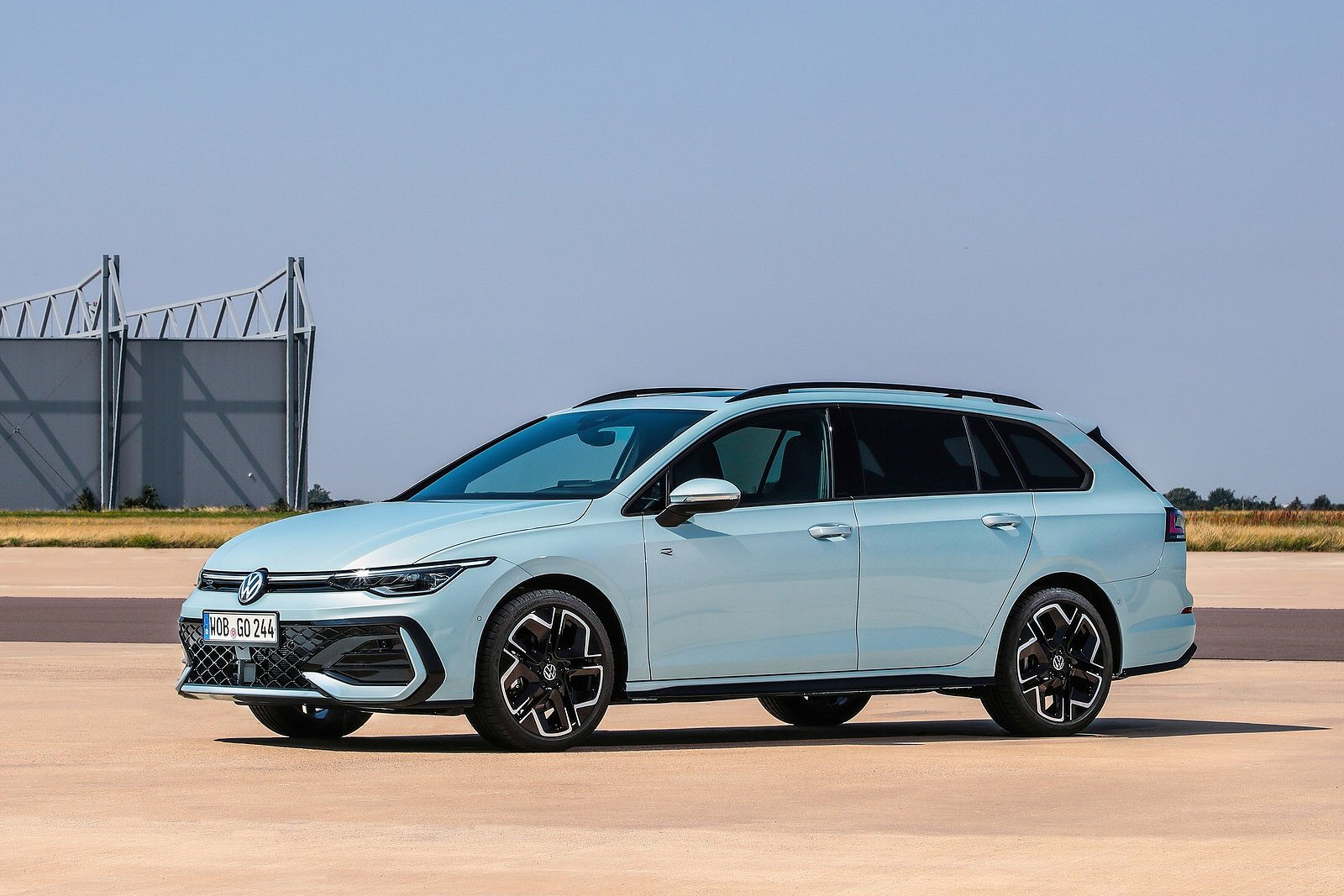 New Volkswagen Golf Estate + Review - Image 1