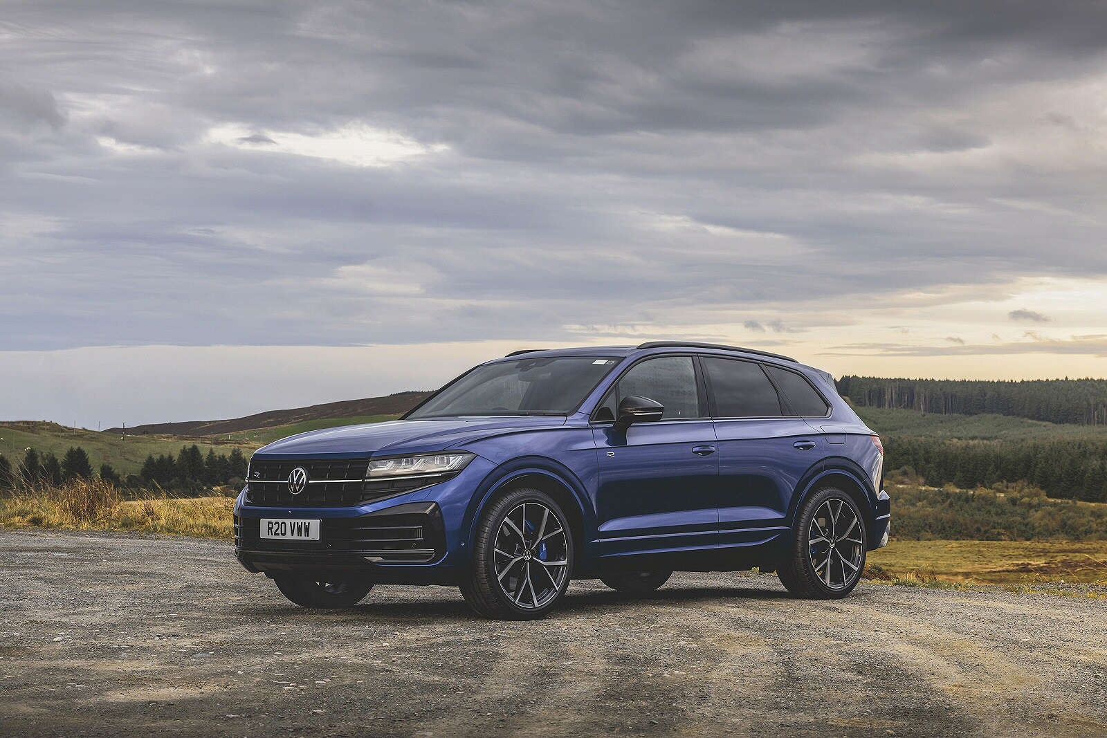 New Volkswagen Touareg R + Review - Image 1