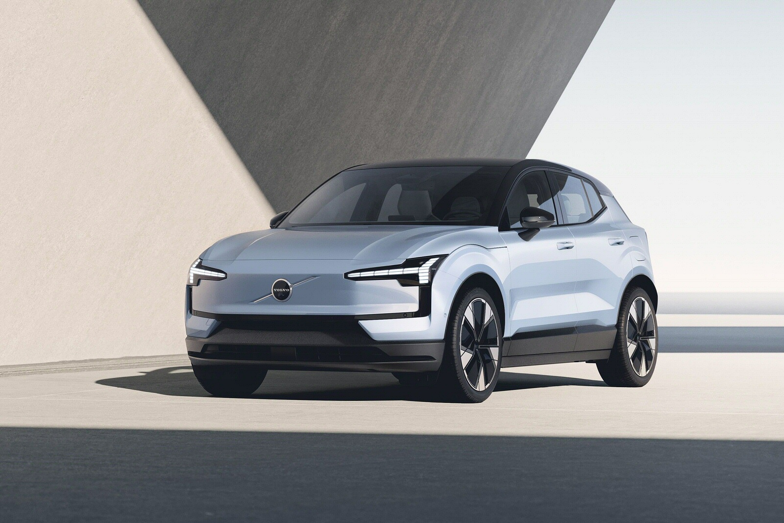 New Volvo EX30 + Review - Image 1