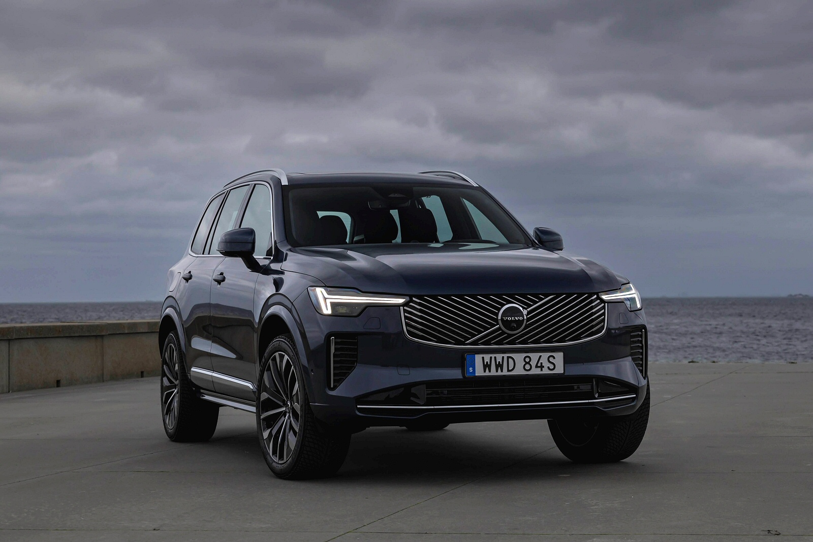 New Volvo XC90 B5 + Review - Image 1