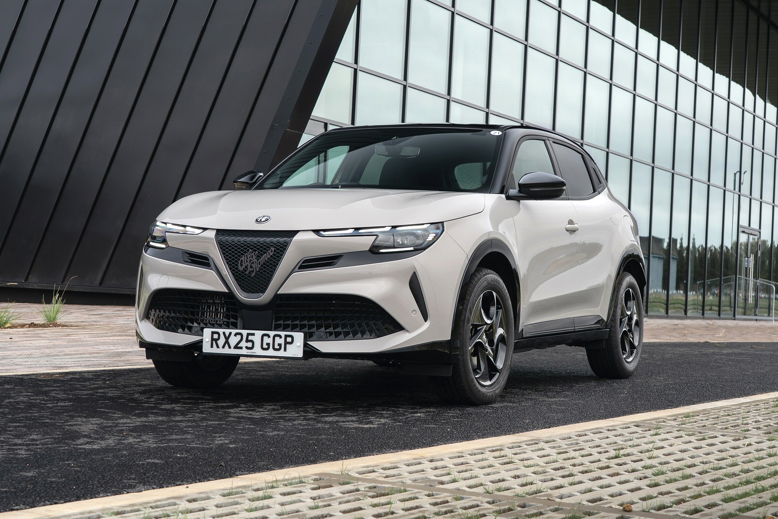 New Alfa Romeo Junior + Review - Image 1