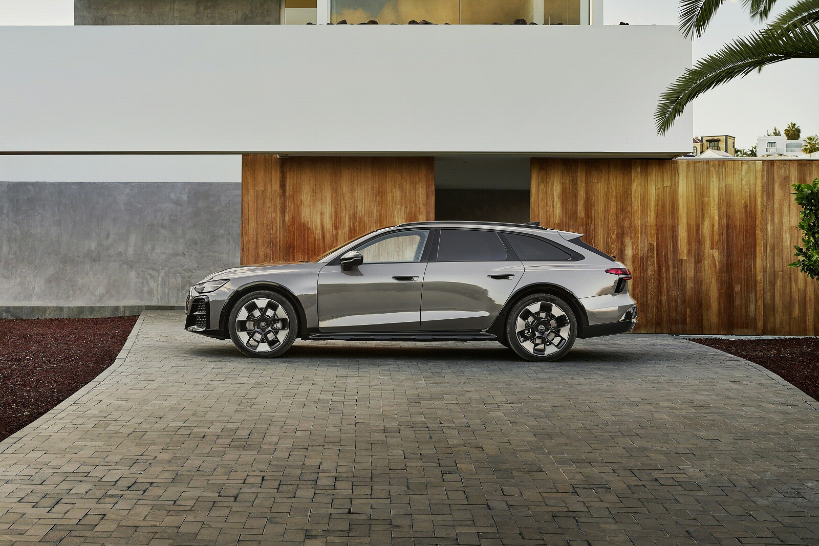 New Audi A6 allroad + Review - Image 1