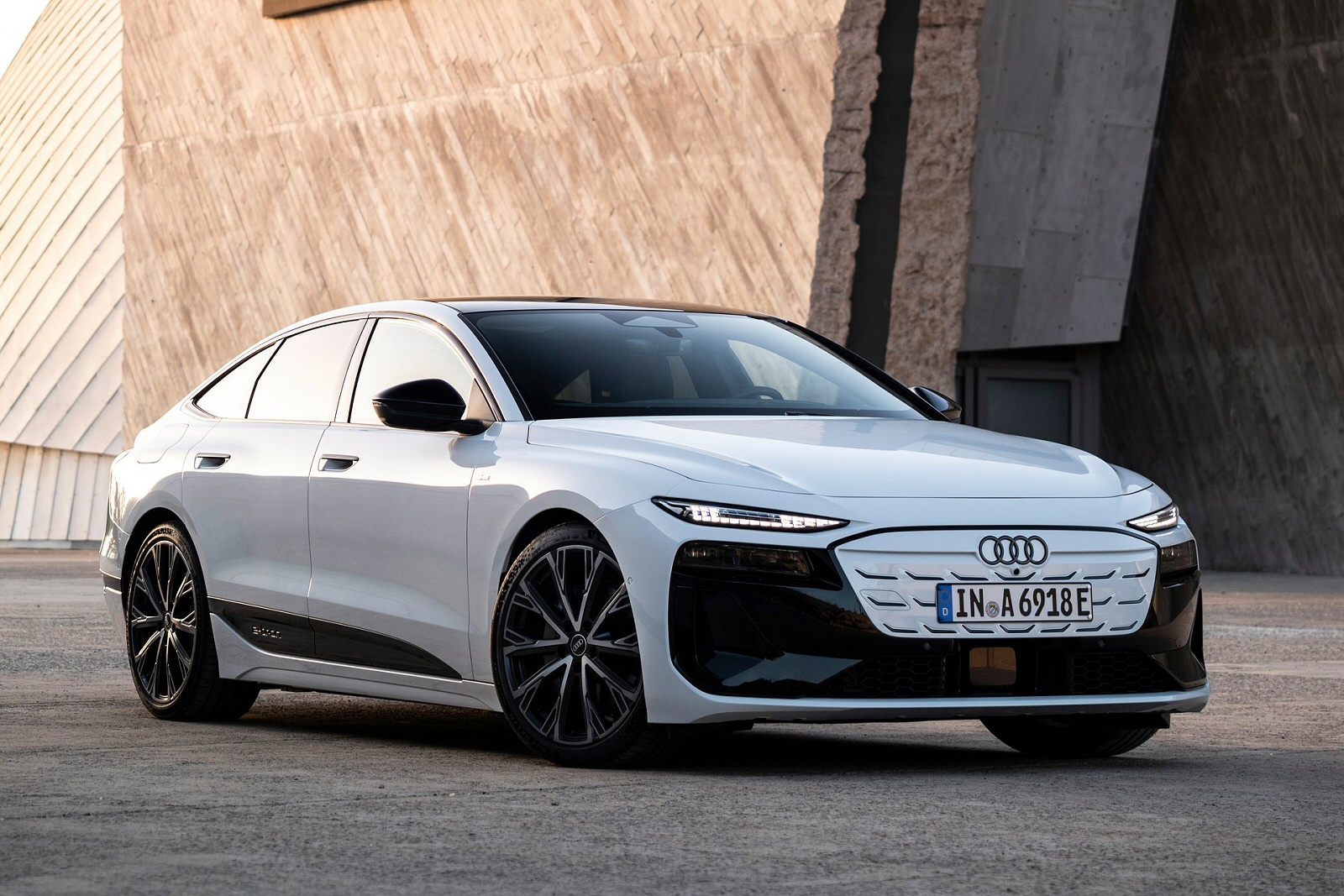 New Audi A6 e-tron + Review - Image 1