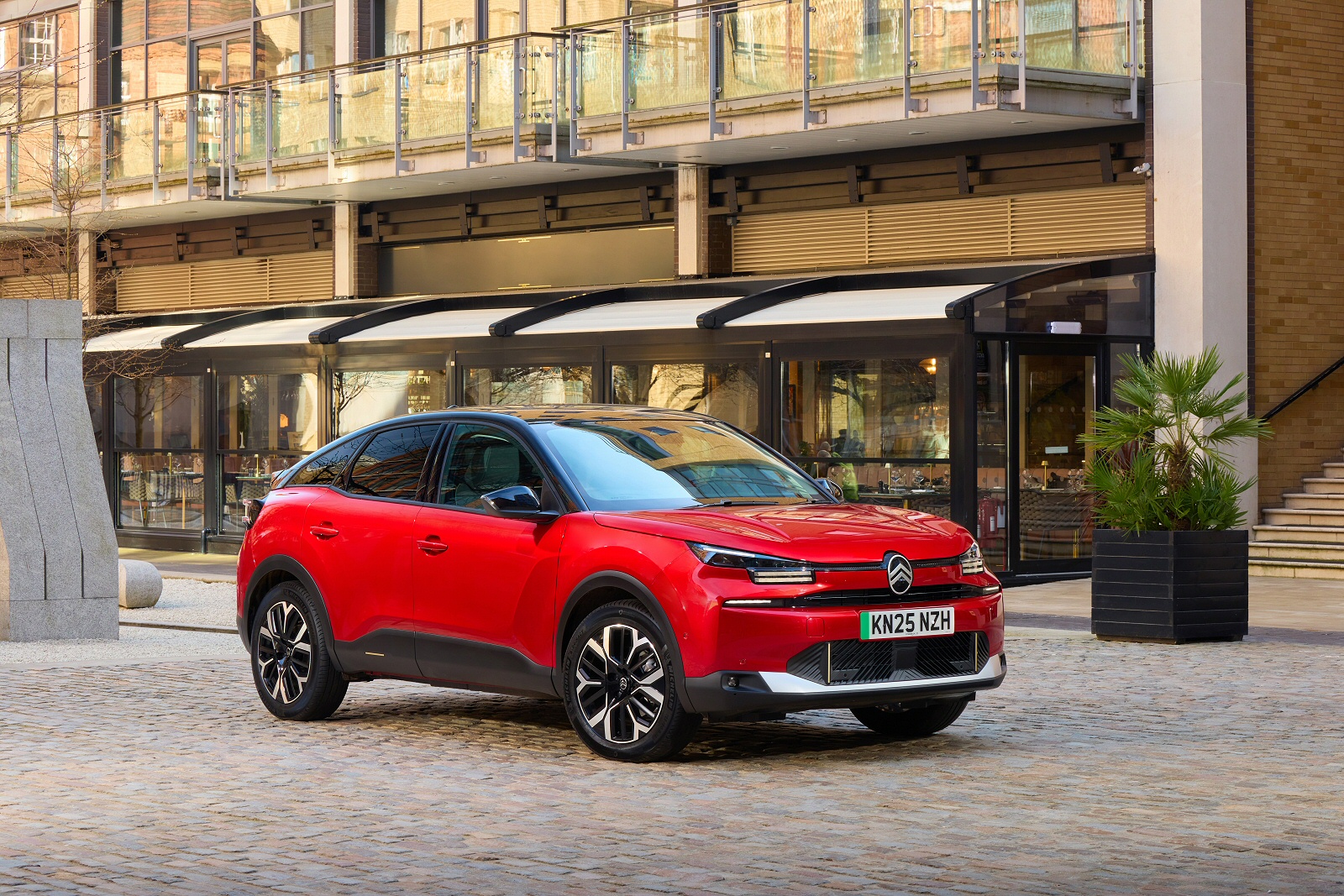 New Citroen e-C4 + Review - Image 1