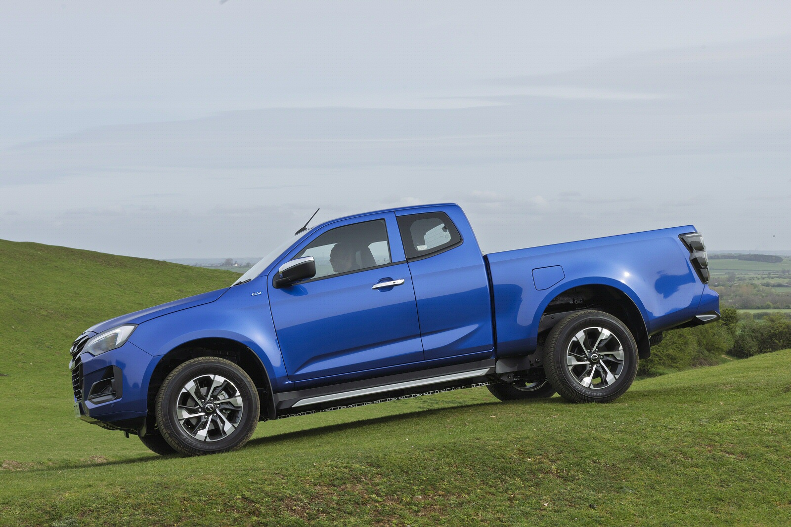 New Isuzu D-Max EV + Review - Image 1
