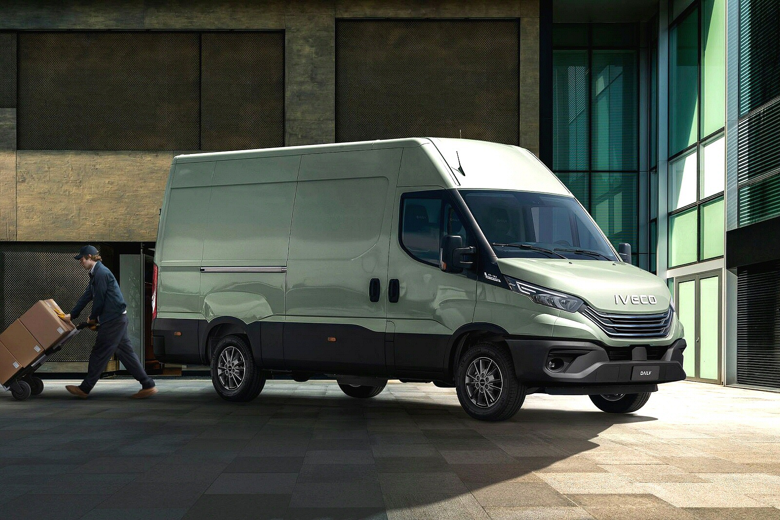 New Iveco Daily + Review - Image 1