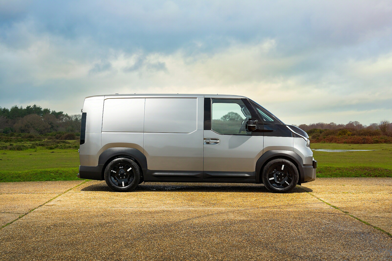 New Kia PV5 Cargo + Review - Image 1