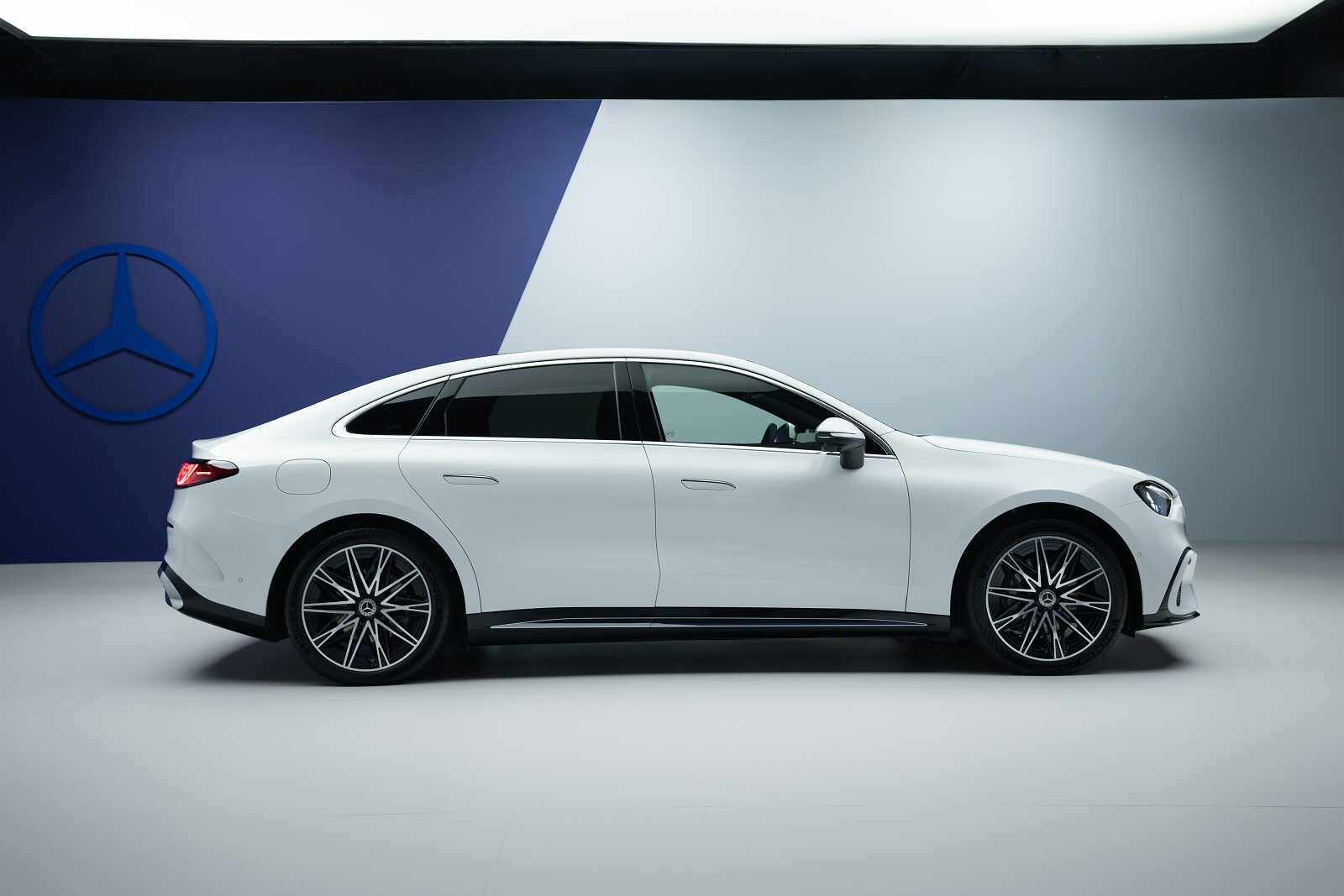New Mercedes-Benz C-Class Electric + Review - Image 1