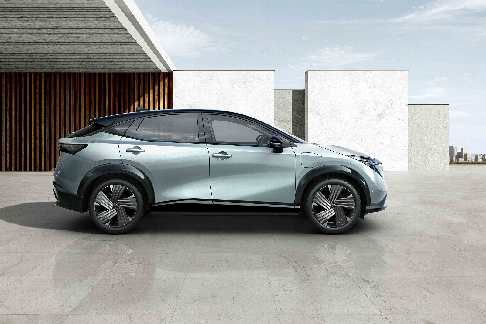 New Nissan Ariya + Review - Image 1