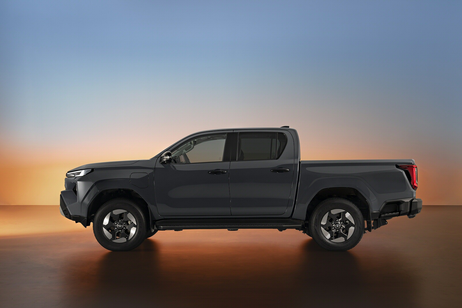 New Toyota Hilux + Review - Image 1