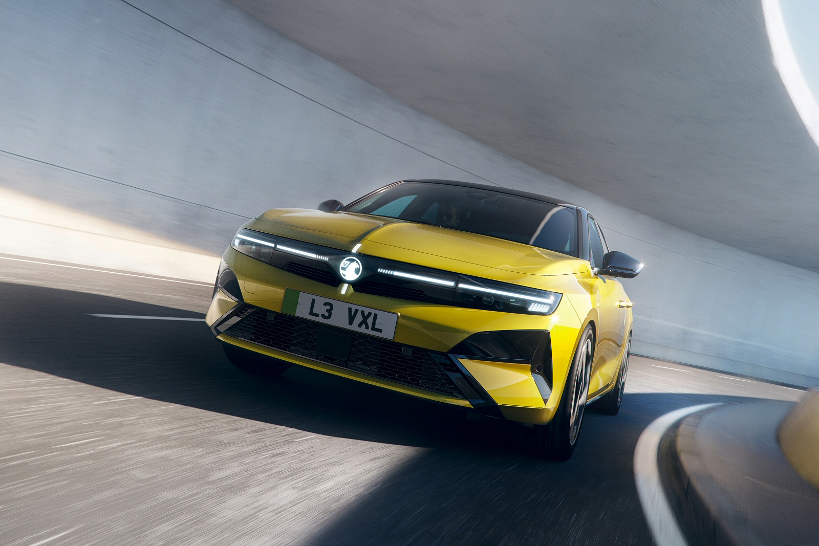 New Vauxhall Astra Electric + Review - Image 1