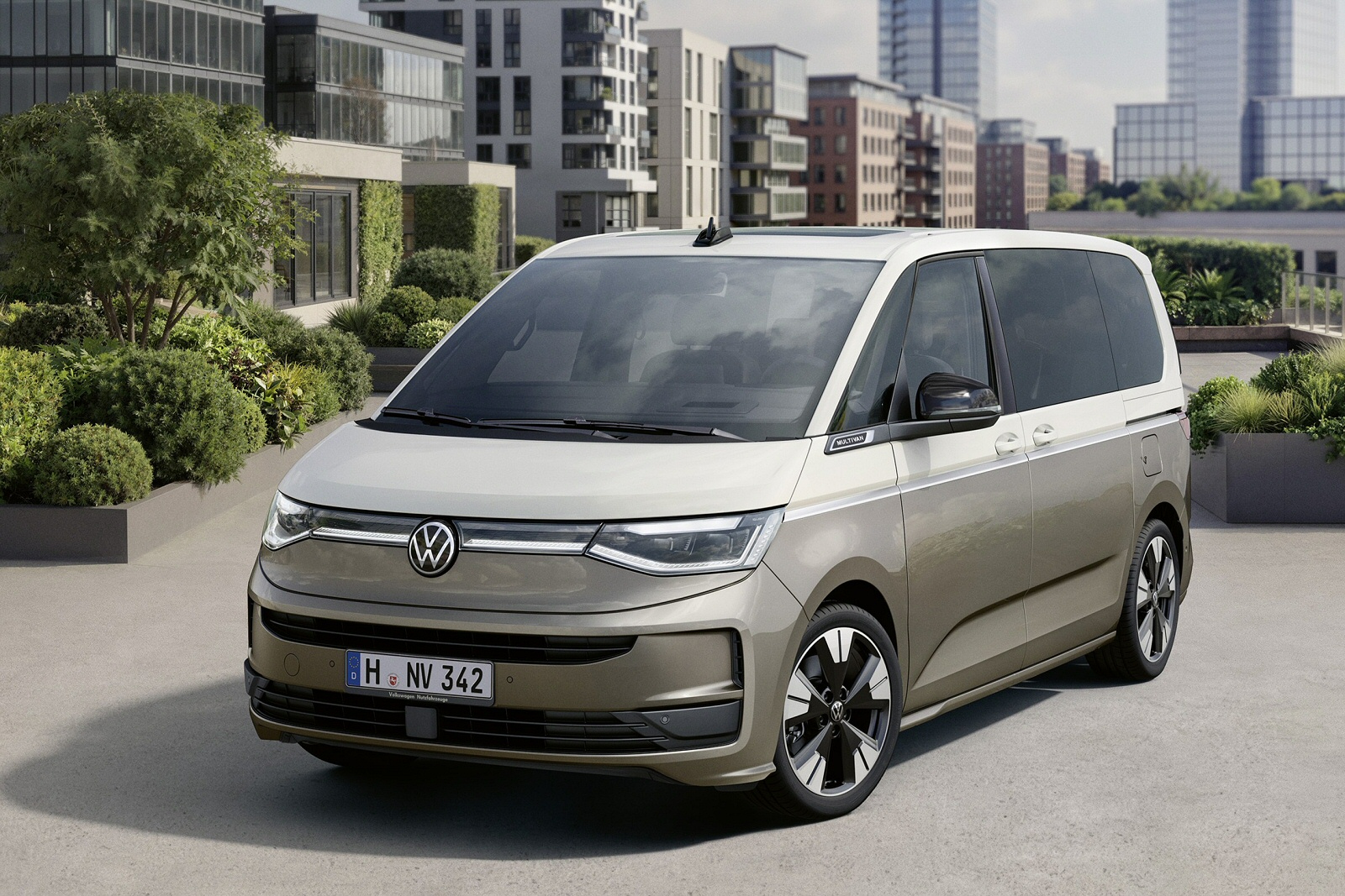 New Volkswagen Multivan + Review - Image 1