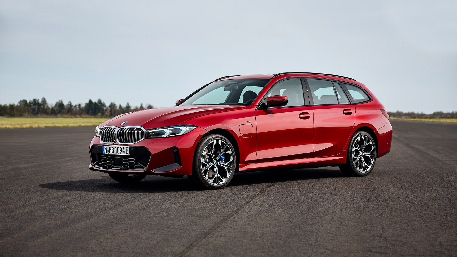BMW 3 SERIES TOURING 320i Sport 5dr Step Auto