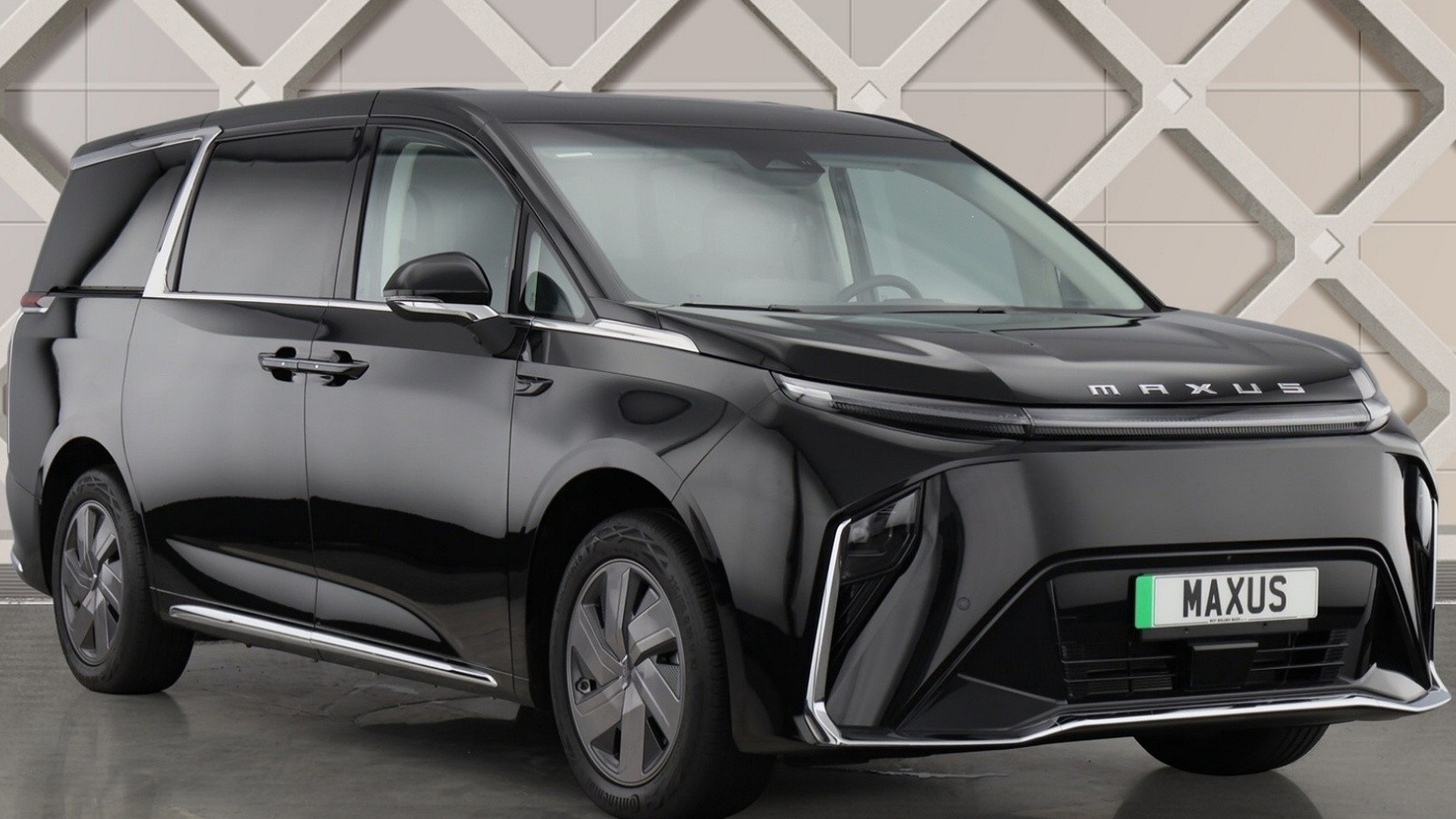 MAXUS MIFA 9 ESTATE 180kW Luxury [7 Seat] 90kWh 5dr Auto