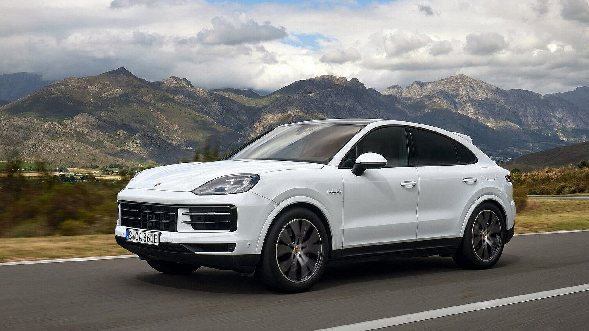 PORSCHE CAYENNE COUPE E-Hybrid 5dr Tiptronic S [5 Seat]