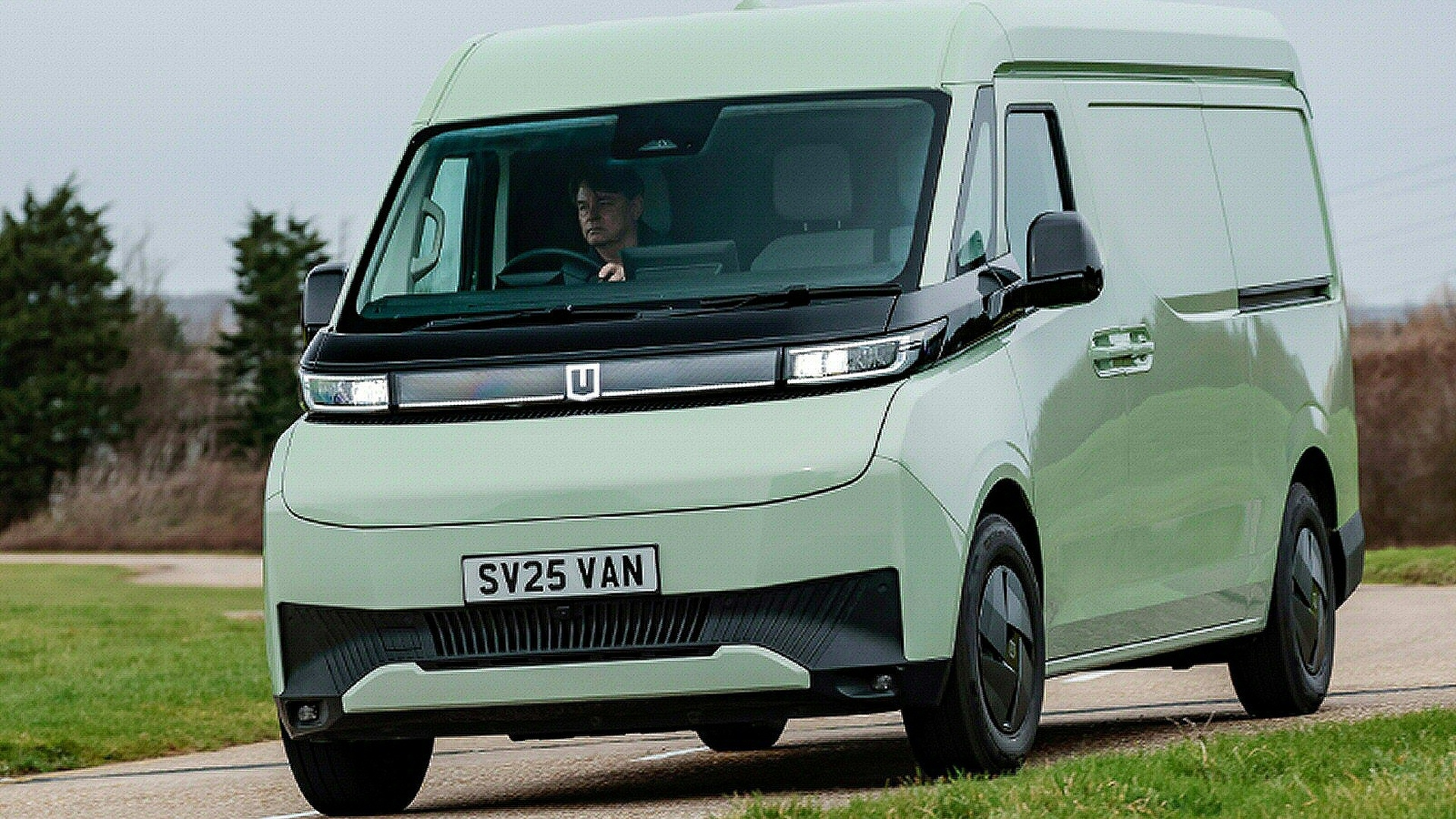 FARIZON SUPERVAN L1 ELECTRIC 170kW 83kWh H1 Van Auto
